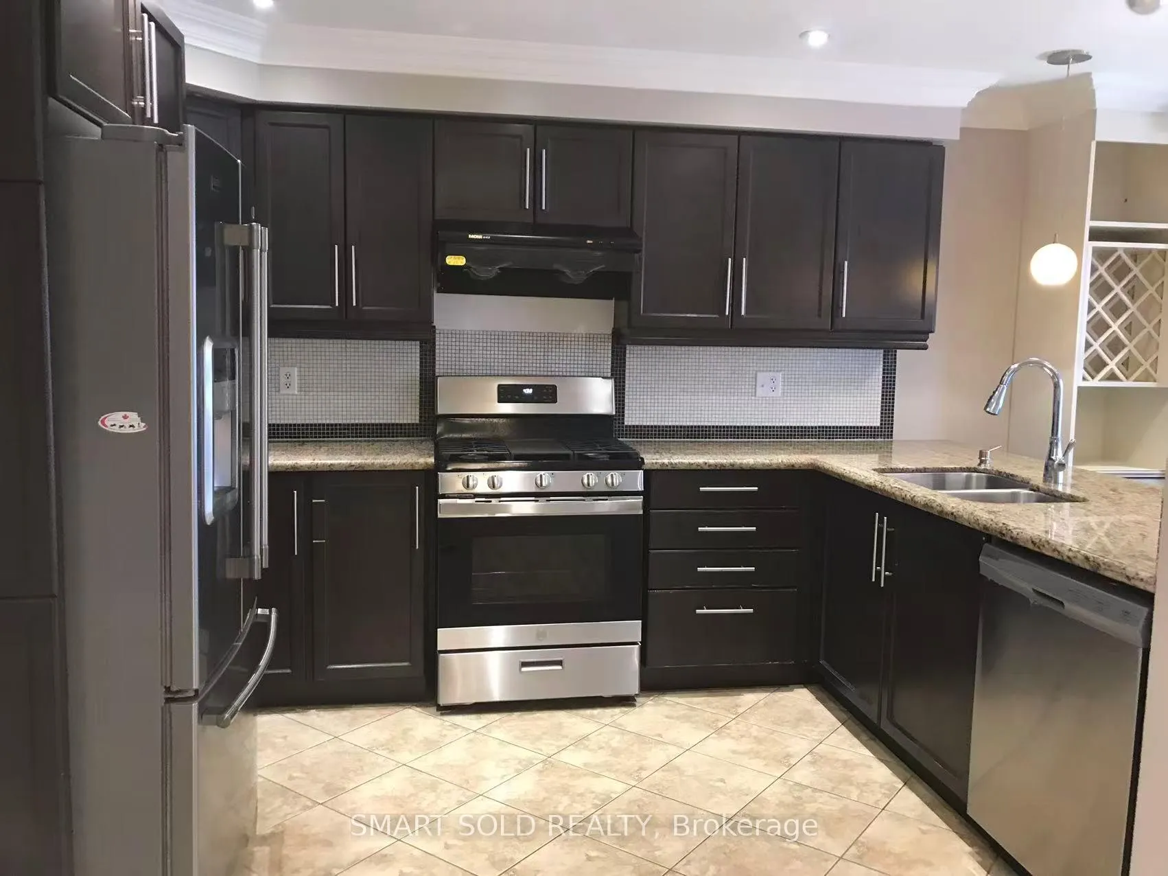 Photo 2 of 199 Venice Gate Drive, Vaughan, Vellore Village — HOMEH
