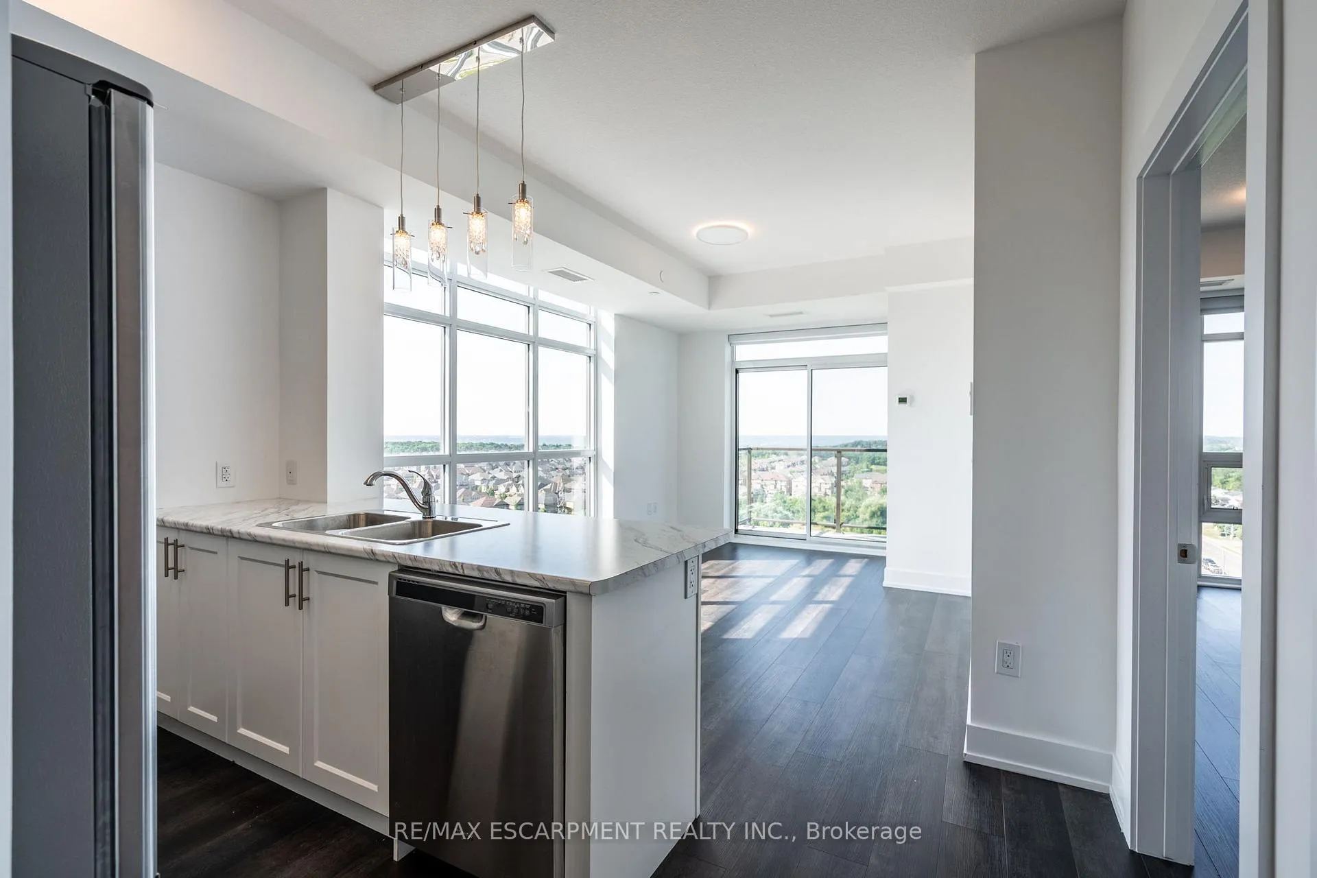Photo 7 of Unit 1111, 450 Dundas Street E, Hamilton, Waterdown — HOMEH