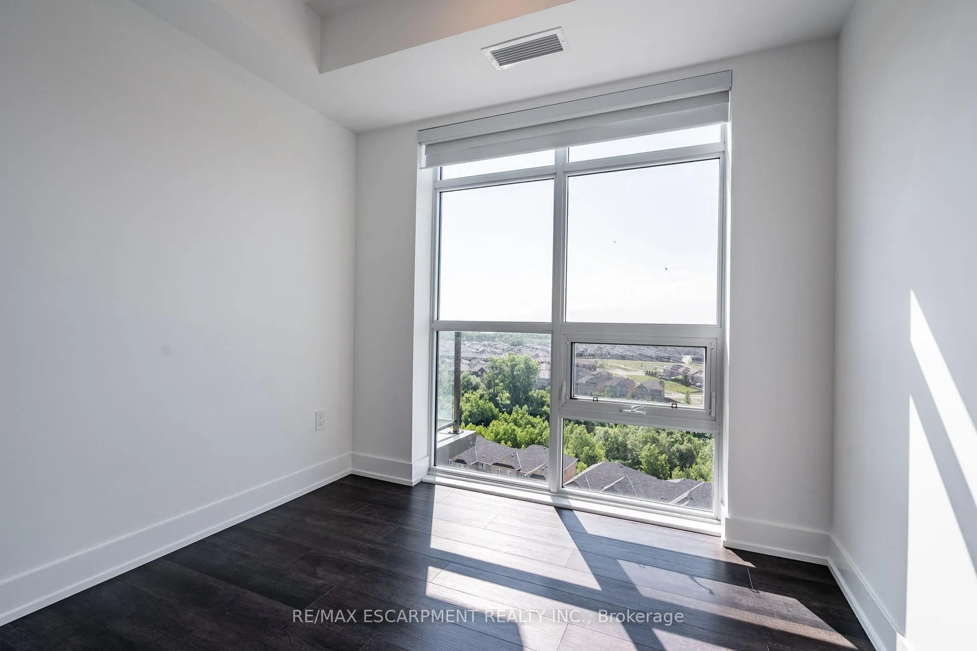 Photo 17 of Unit 1111, 450 Dundas Street E, Hamilton, Waterdown — HOMEH