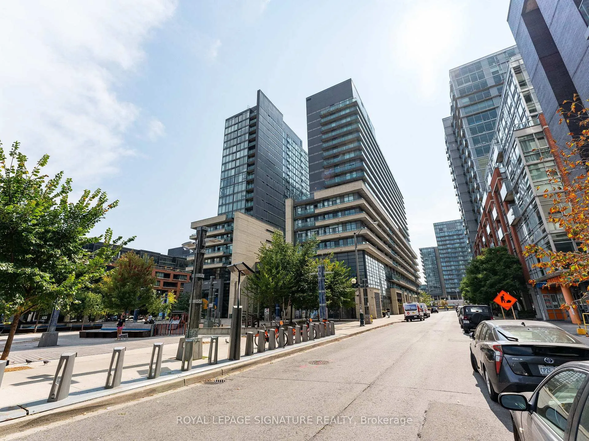 Photo 2 of Unit LPH05E, 36 Lisgar Street, Toronto, Little Portugal — HOMEH
