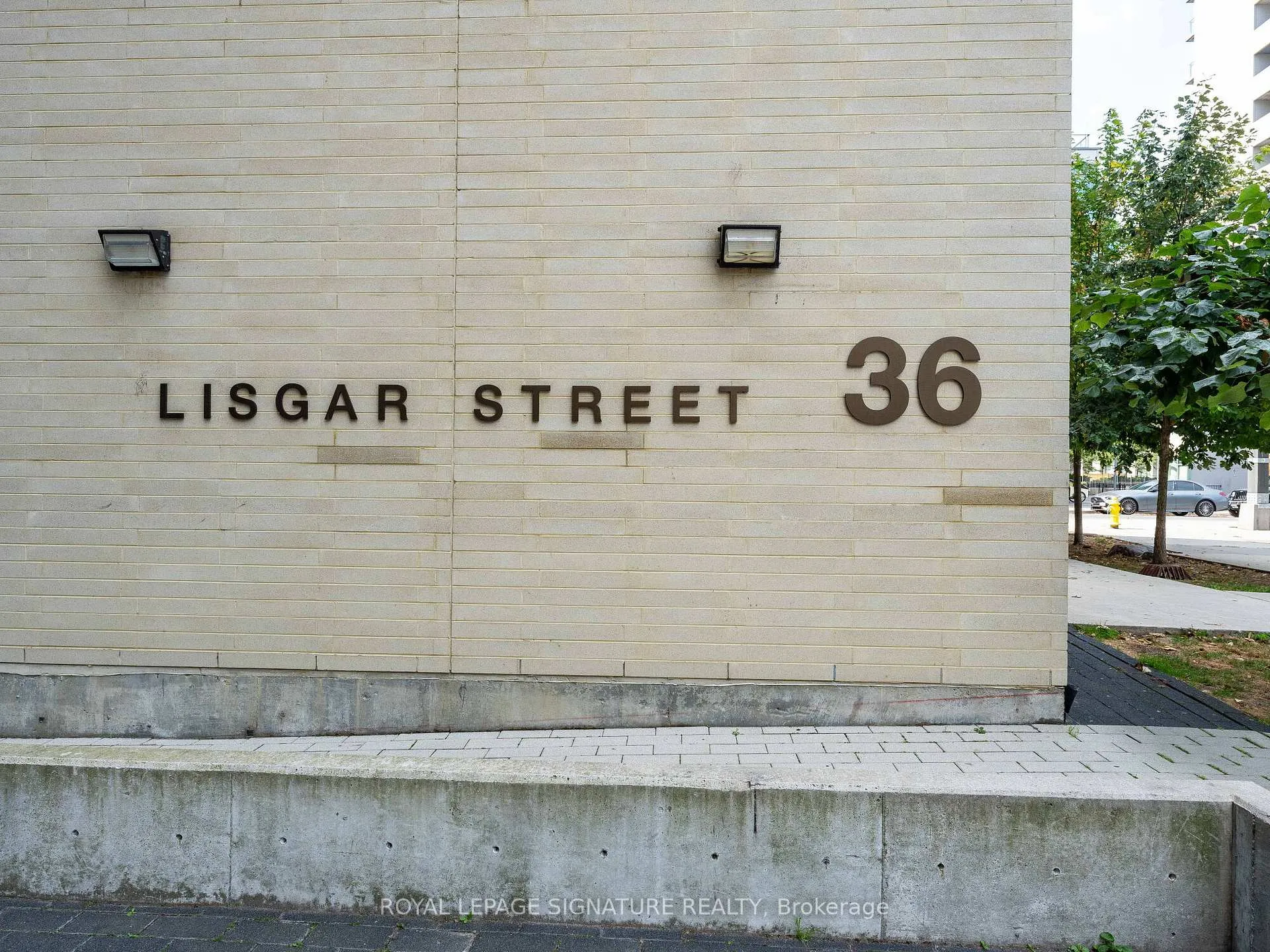 Photo 8 of Unit LPH05E, 36 Lisgar Street, Toronto, Little Portugal — HOMEH