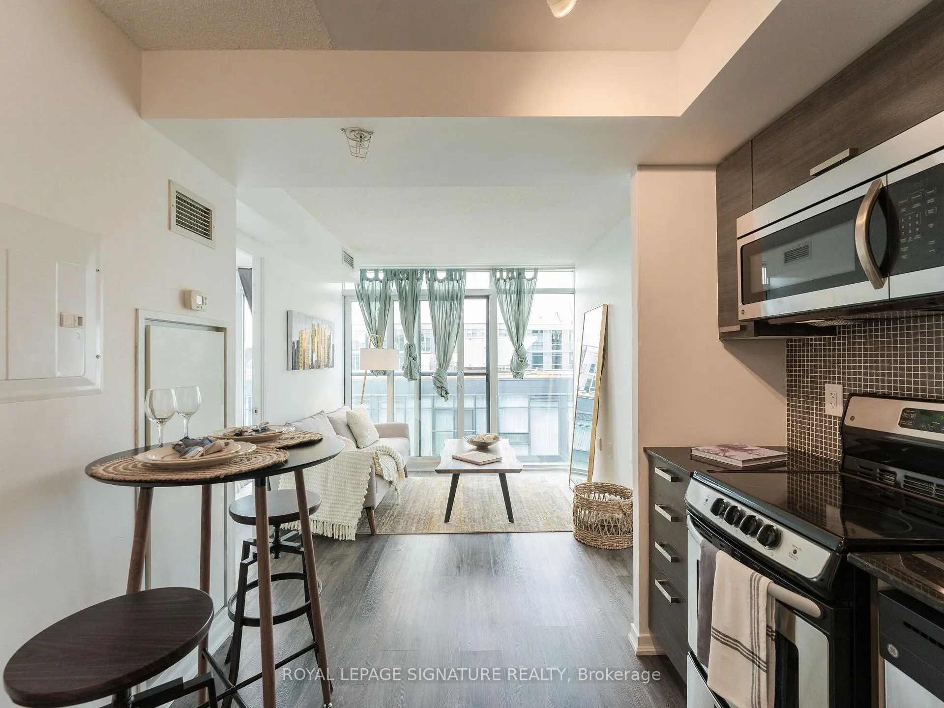 Photo 18 of Unit LPH05E, 36 Lisgar Street, Toronto, Little Portugal — HOMEH