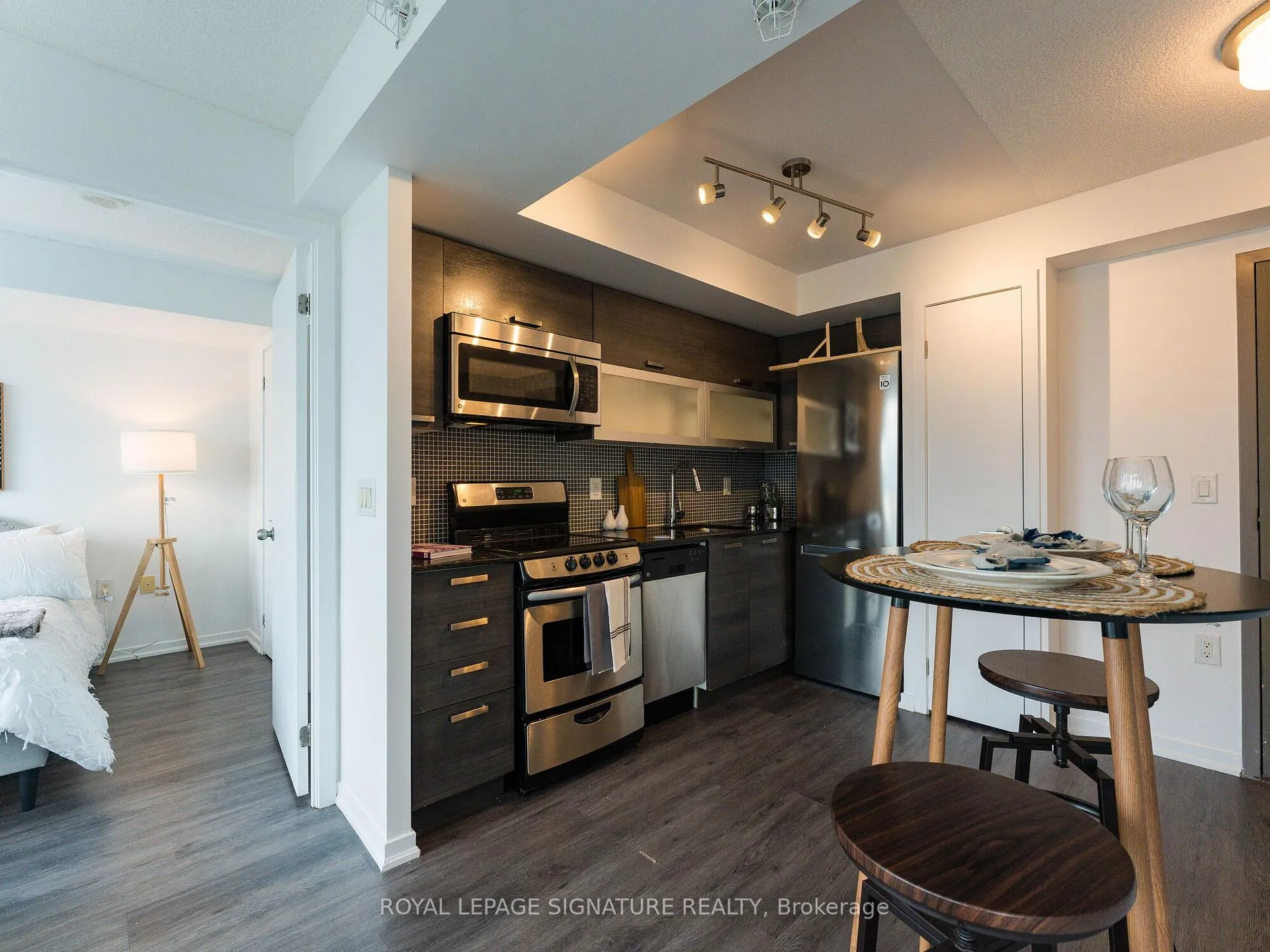 Photo 26 of Unit LPH05E, 36 Lisgar Street, Toronto, Little Portugal — HOMEH