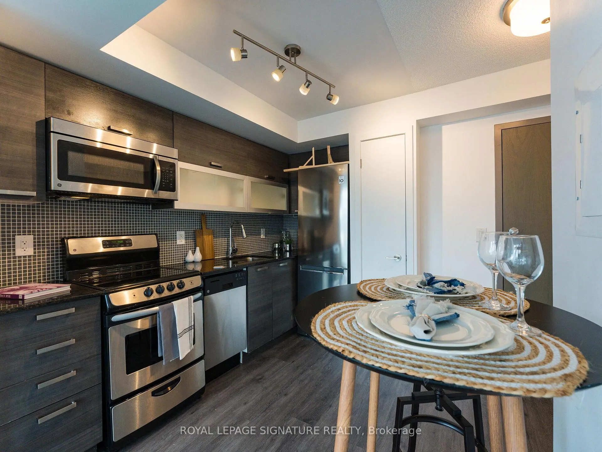 Photo 27 of Unit LPH05E, 36 Lisgar Street, Toronto, Little Portugal — HOMEH