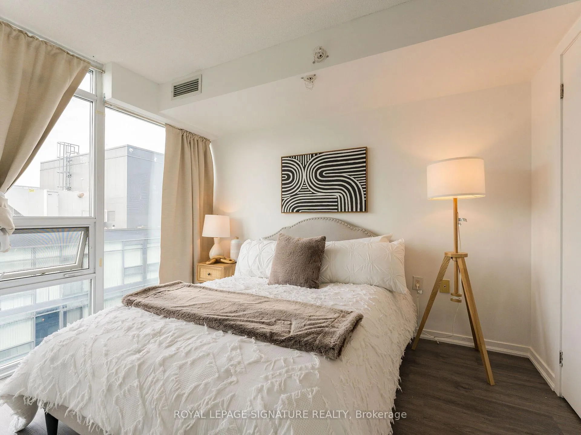 Photo 36 of Unit LPH05E, 36 Lisgar Street, Toronto, Little Portugal — HOMEH