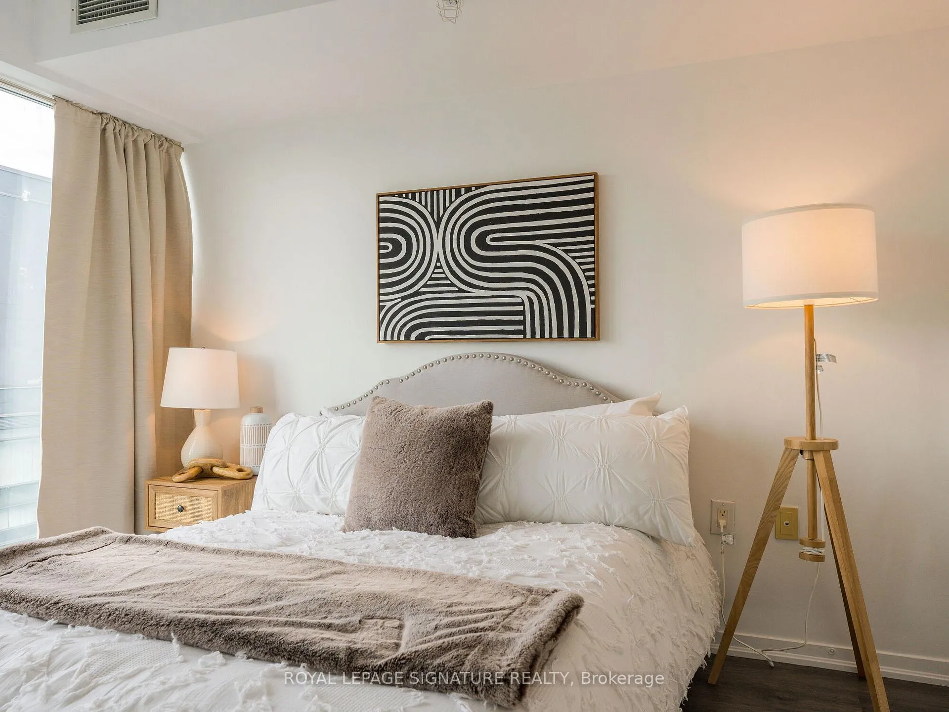 Photo 37 of Unit LPH05E, 36 Lisgar Street, Toronto, Little Portugal — HOMEH