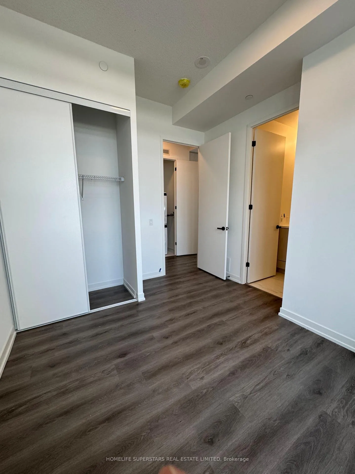 Photo 5 of Unit 703, 28 Interchange Way, Vaughan, Vaughan Corporate Centre — HOMEH