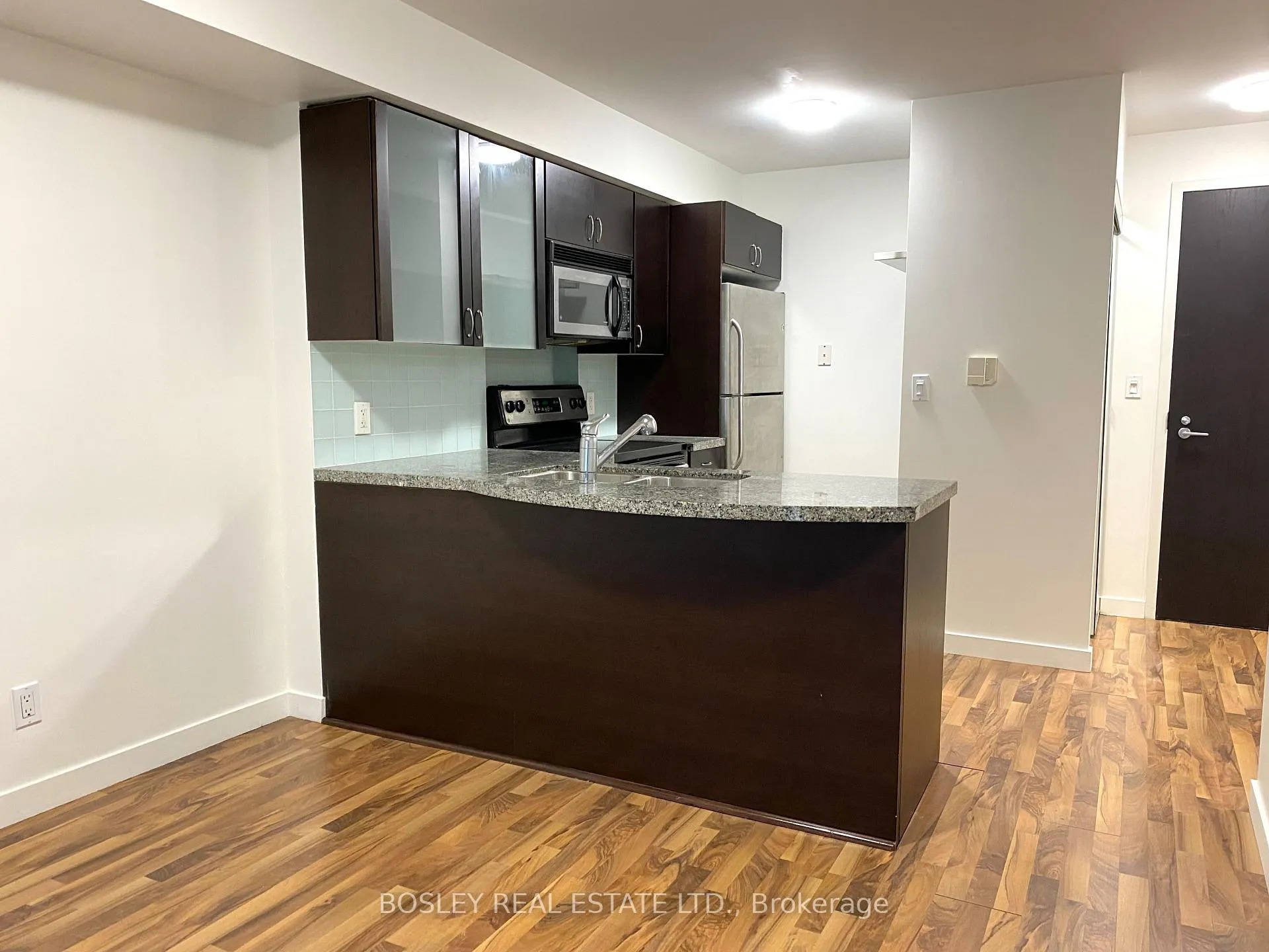 Photo 4 of Unit 211, 1005 King Street, Toronto, Niagara — HOMEH