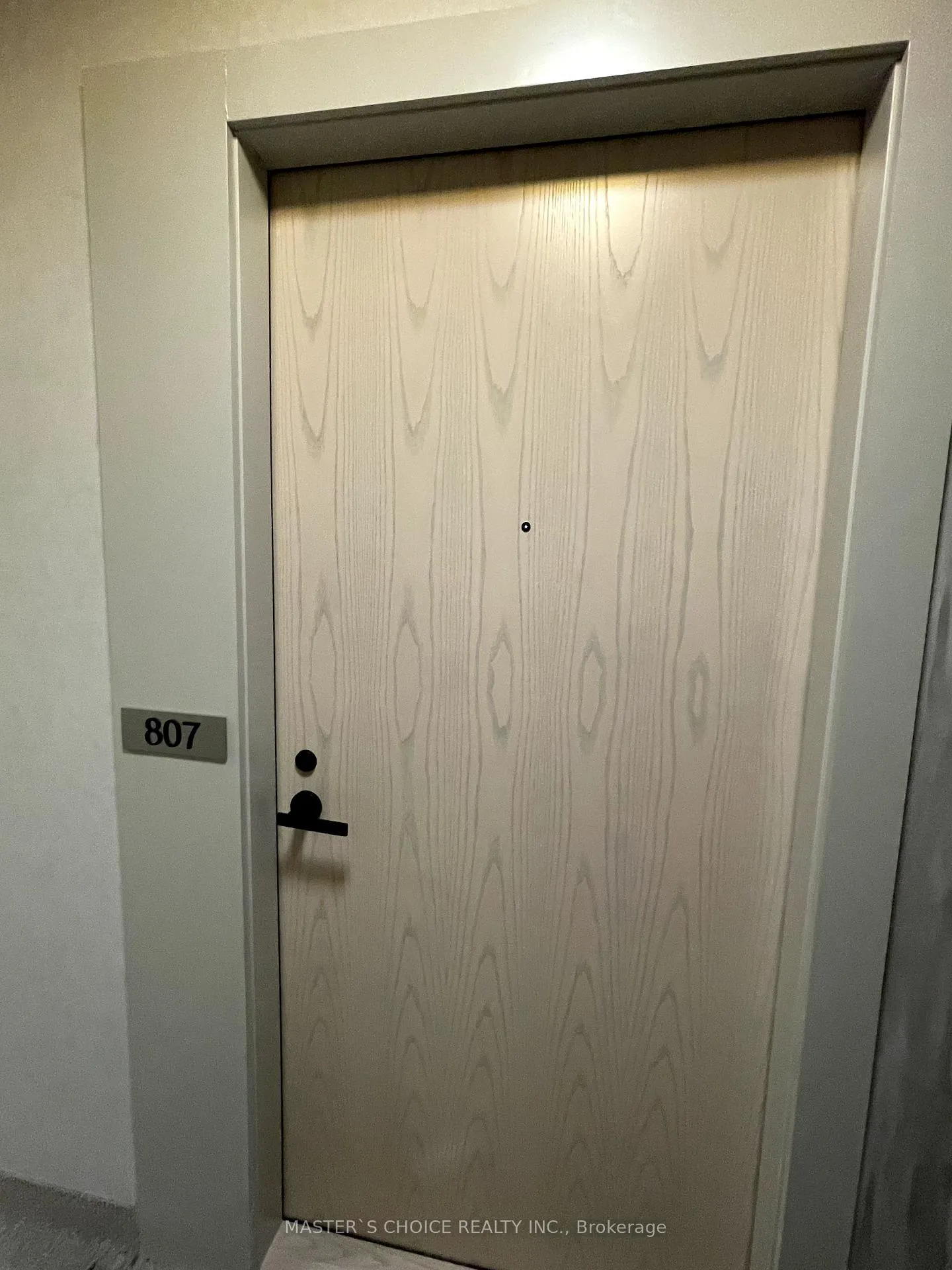 Photo 13 of Unit 807, 28 Interchange Way, Vaughan, Vaughan Corporate Centre — HOMEH
