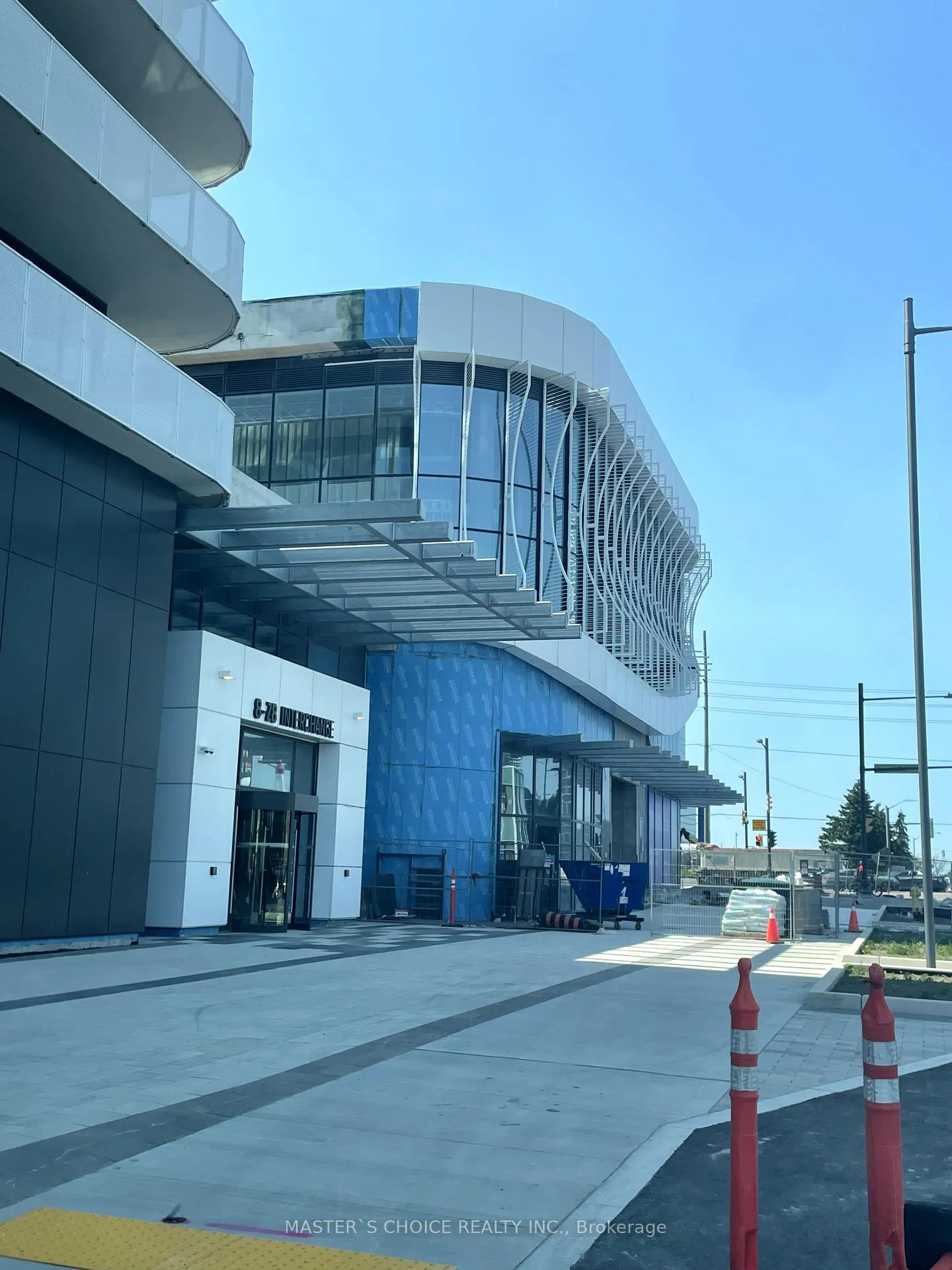 Photo 14 of Unit 807, 28 Interchange Way, Vaughan, Vaughan Corporate Centre — HOMEH