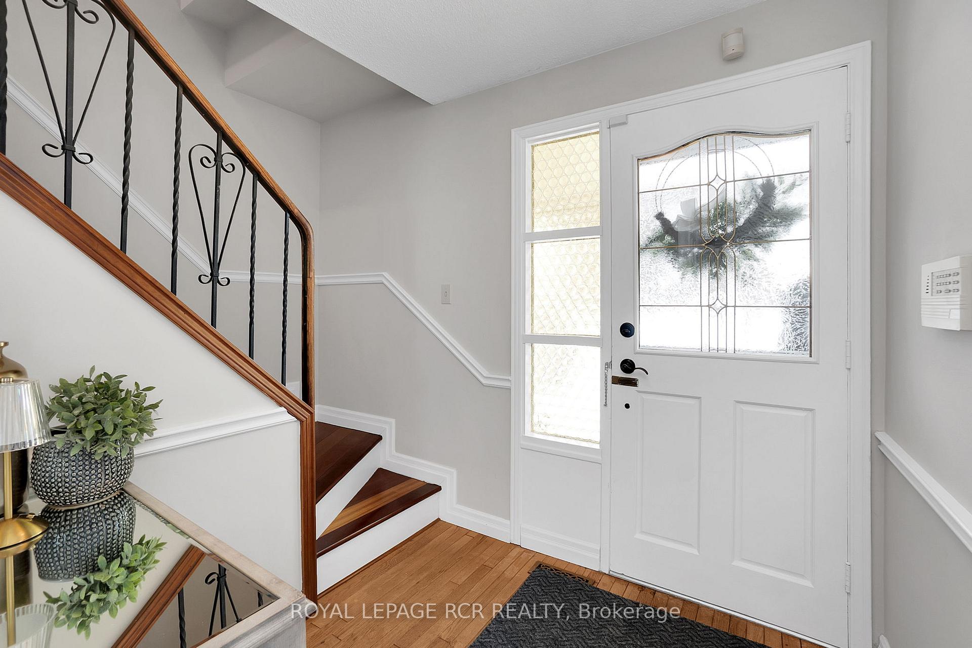 Photo 2 of 67 Birchview Crescent, Caledon, Bolton North — HOMEH