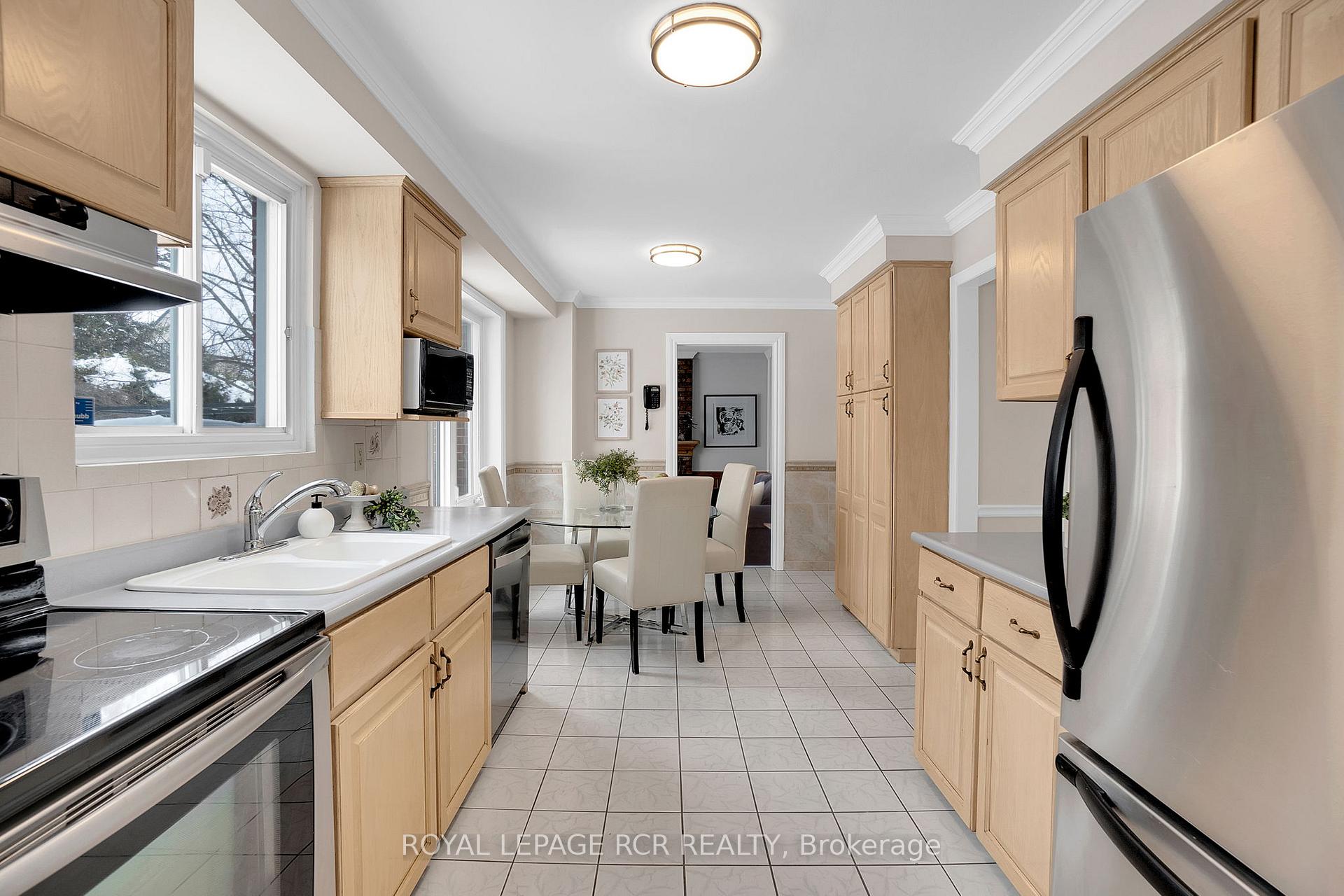 Photo 14 of 67 Birchview Crescent, Caledon, Bolton North — HOMEH