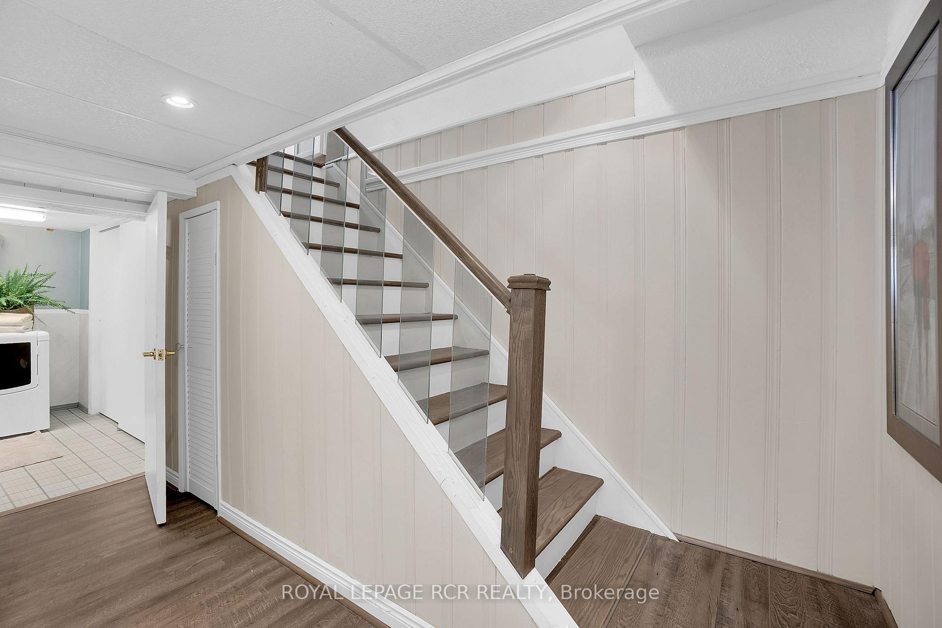 Photo 17 of 67 Birchview Crescent, Caledon, Bolton North — HOMEH