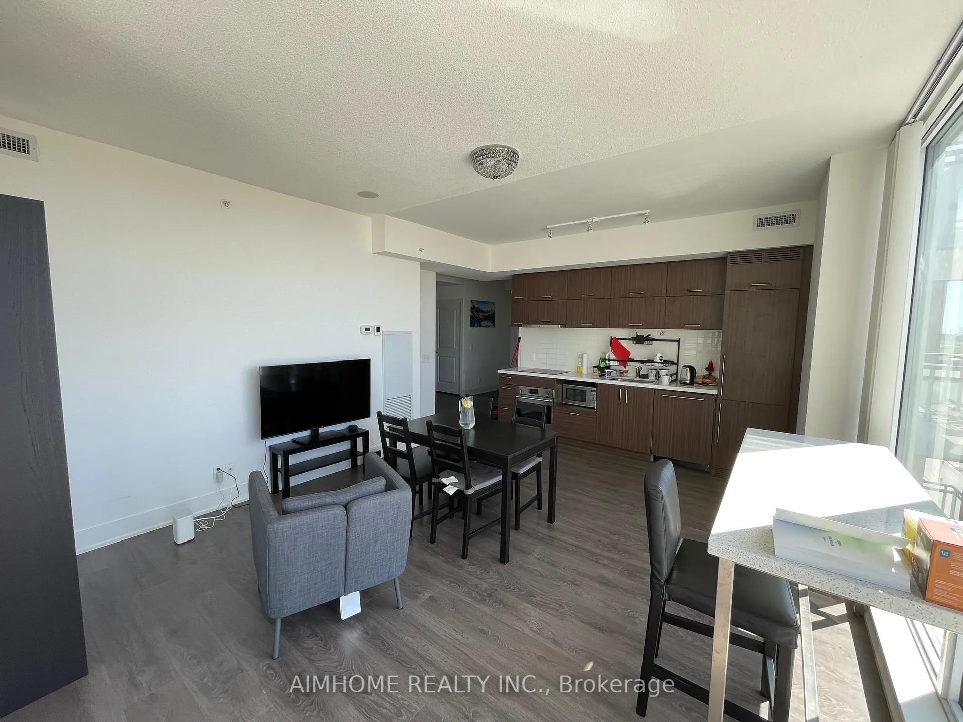 Photo 11 of Unit 913, 180 Enterprise Boulevard, Markham, Unionville — HOMEH