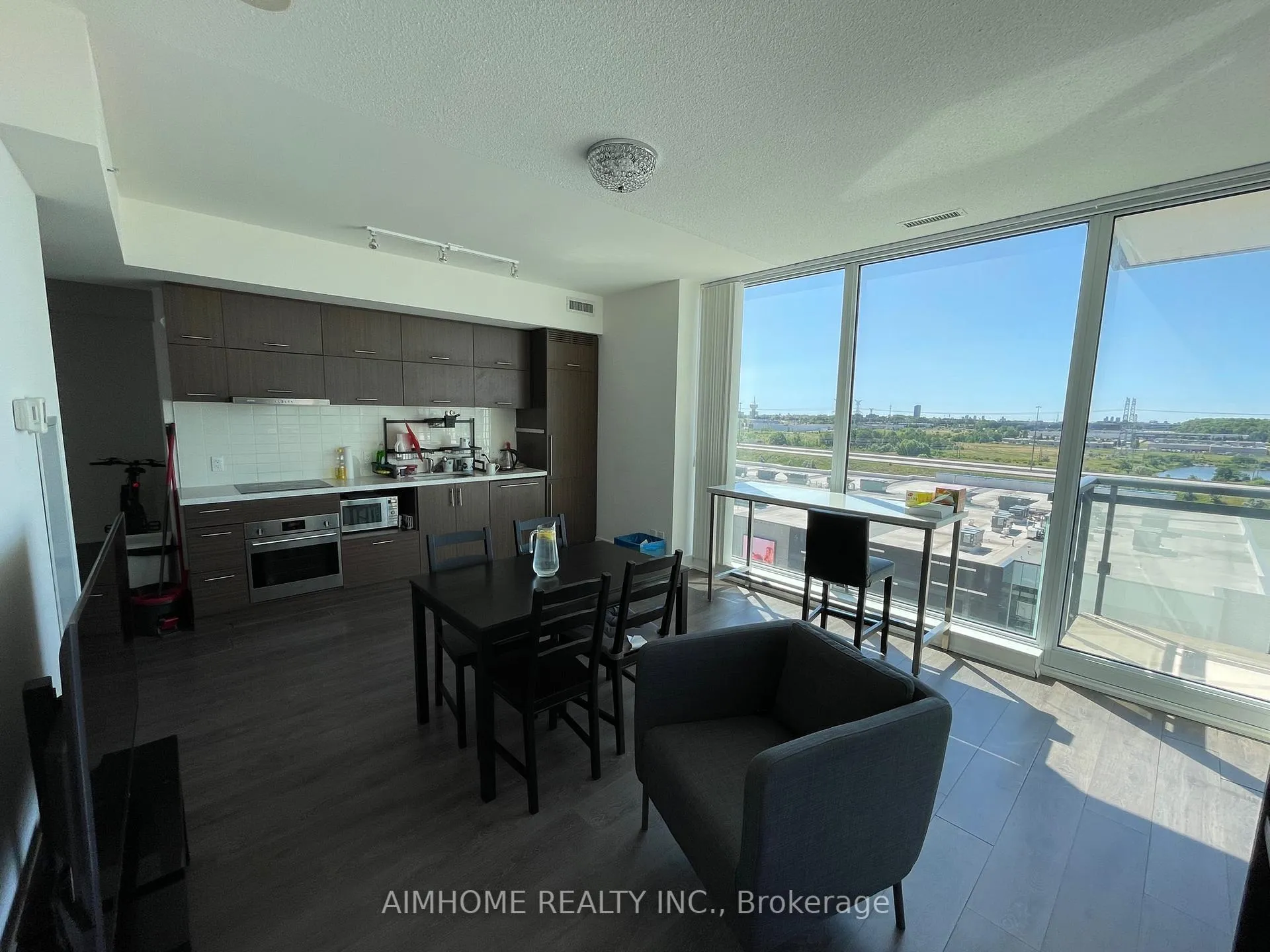 Photo 12 of Unit 913, 180 Enterprise Boulevard, Markham, Unionville — HOMEH