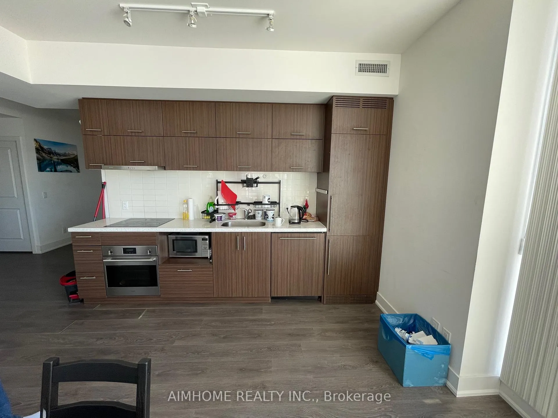 Photo 13 of Unit 913, 180 Enterprise Boulevard, Markham, Unionville — HOMEH