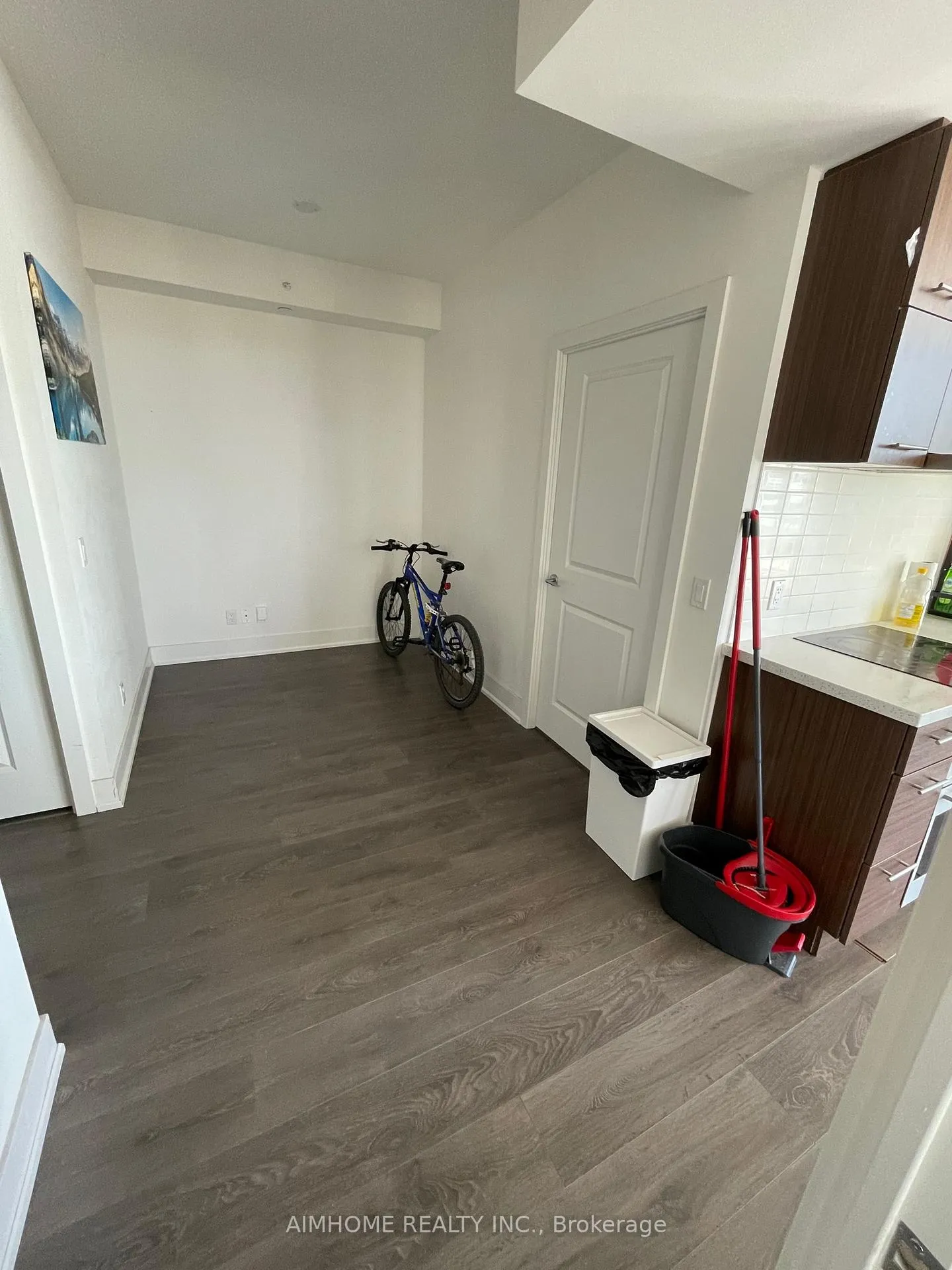 Photo 19 of Unit 913, 180 Enterprise Boulevard, Markham, Unionville — HOMEH
