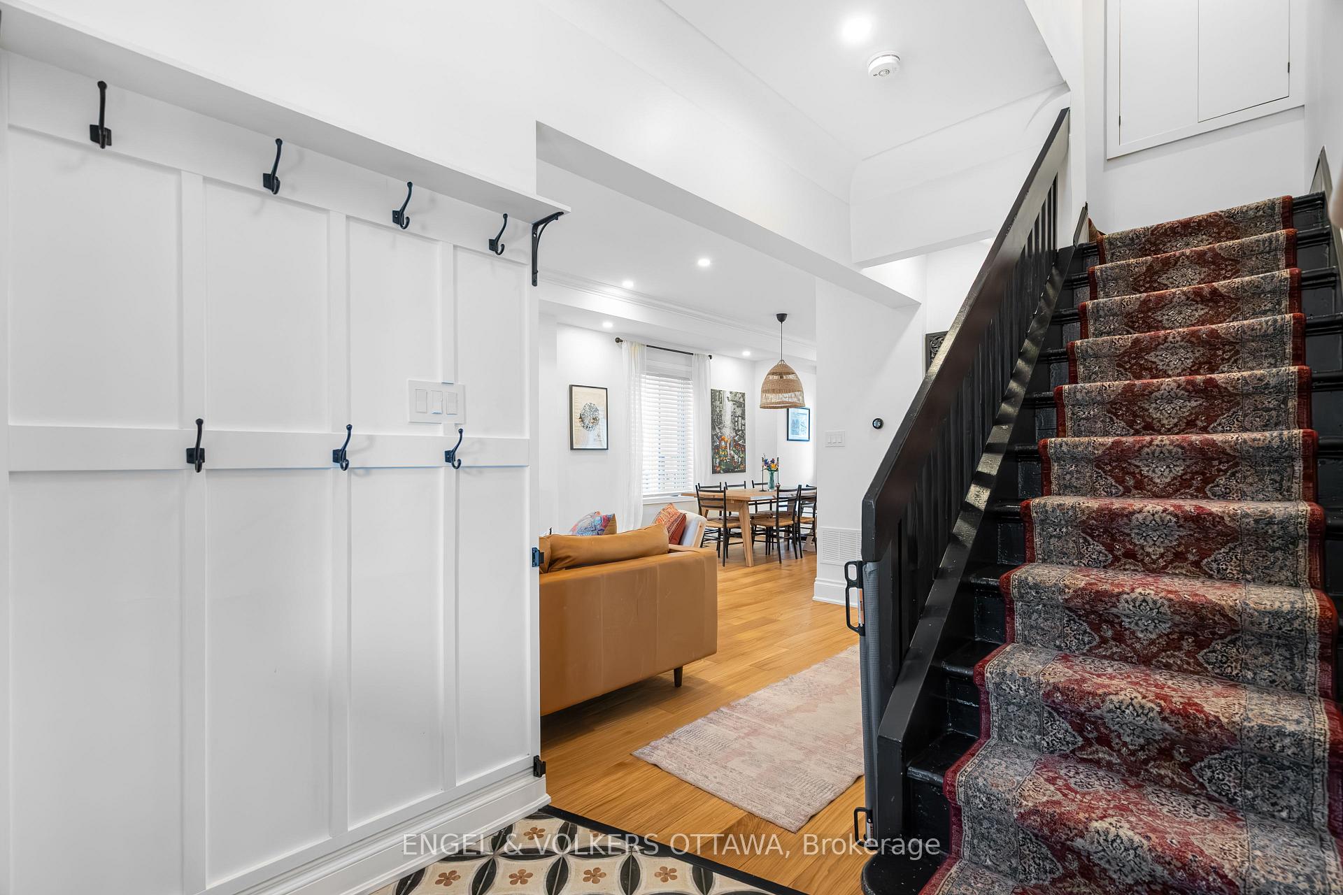 Photo 5 of 817 Lyon Street S, Ottawa, Glebe — HOMEH