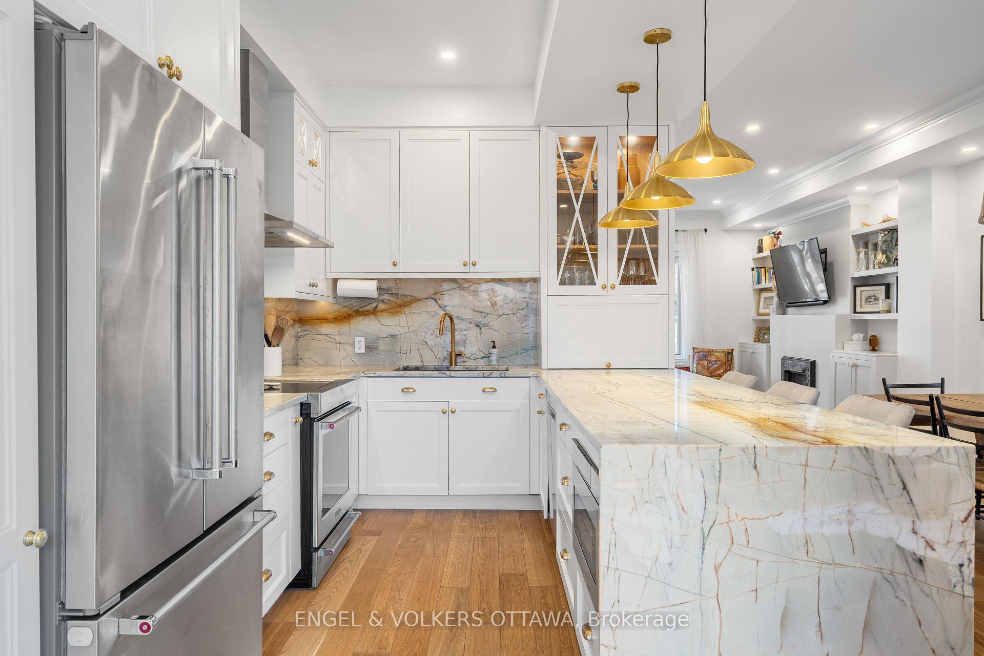 Photo 16 of 817 Lyon Street S, Ottawa, Glebe — HOMEH