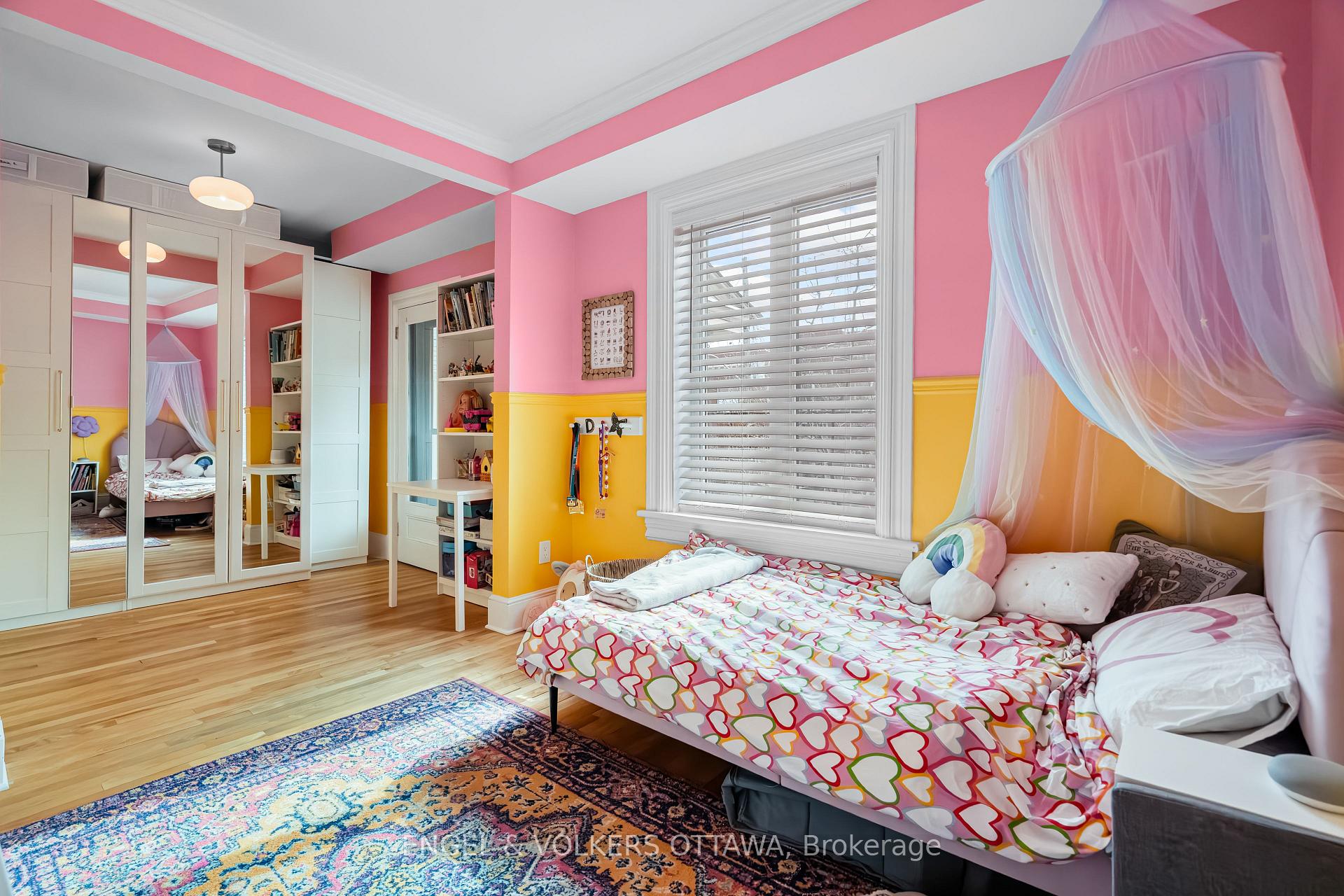 Photo 20 of 817 Lyon Street S, Ottawa, Glebe — HOMEH