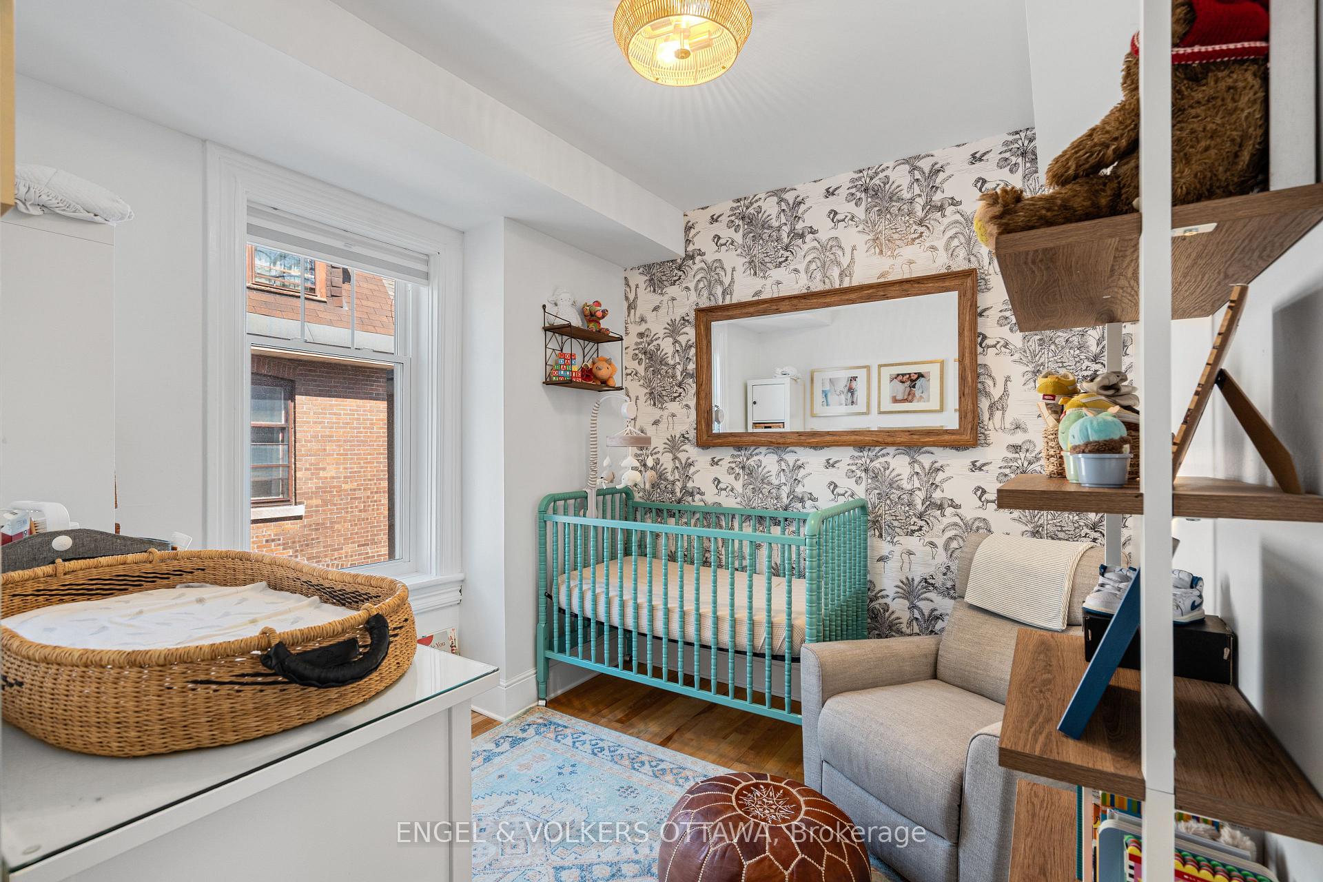 Photo 23 of 817 Lyon Street S, Ottawa, Glebe — HOMEH