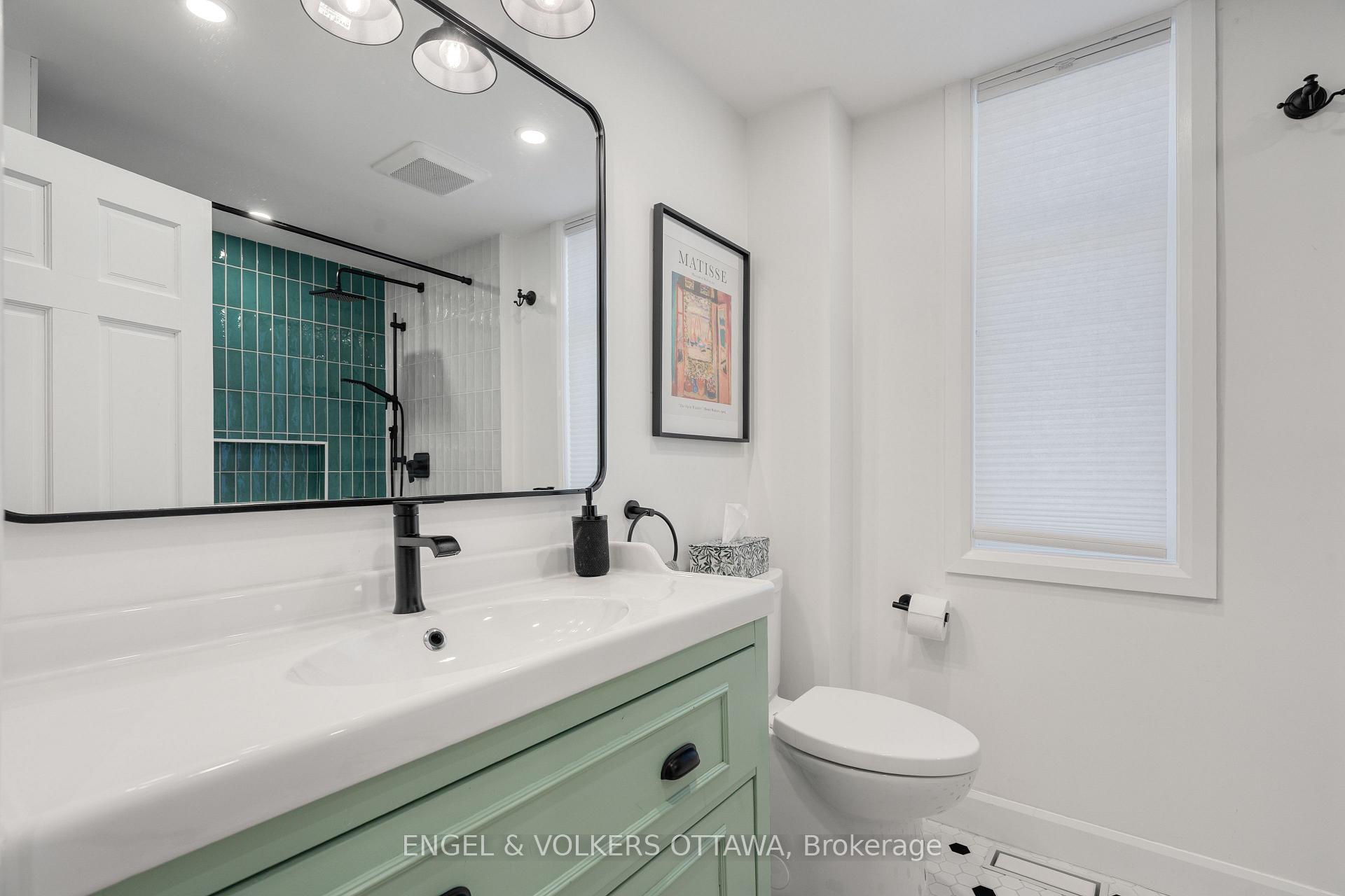Photo 24 of 817 Lyon Street S, Ottawa, Glebe — HOMEH