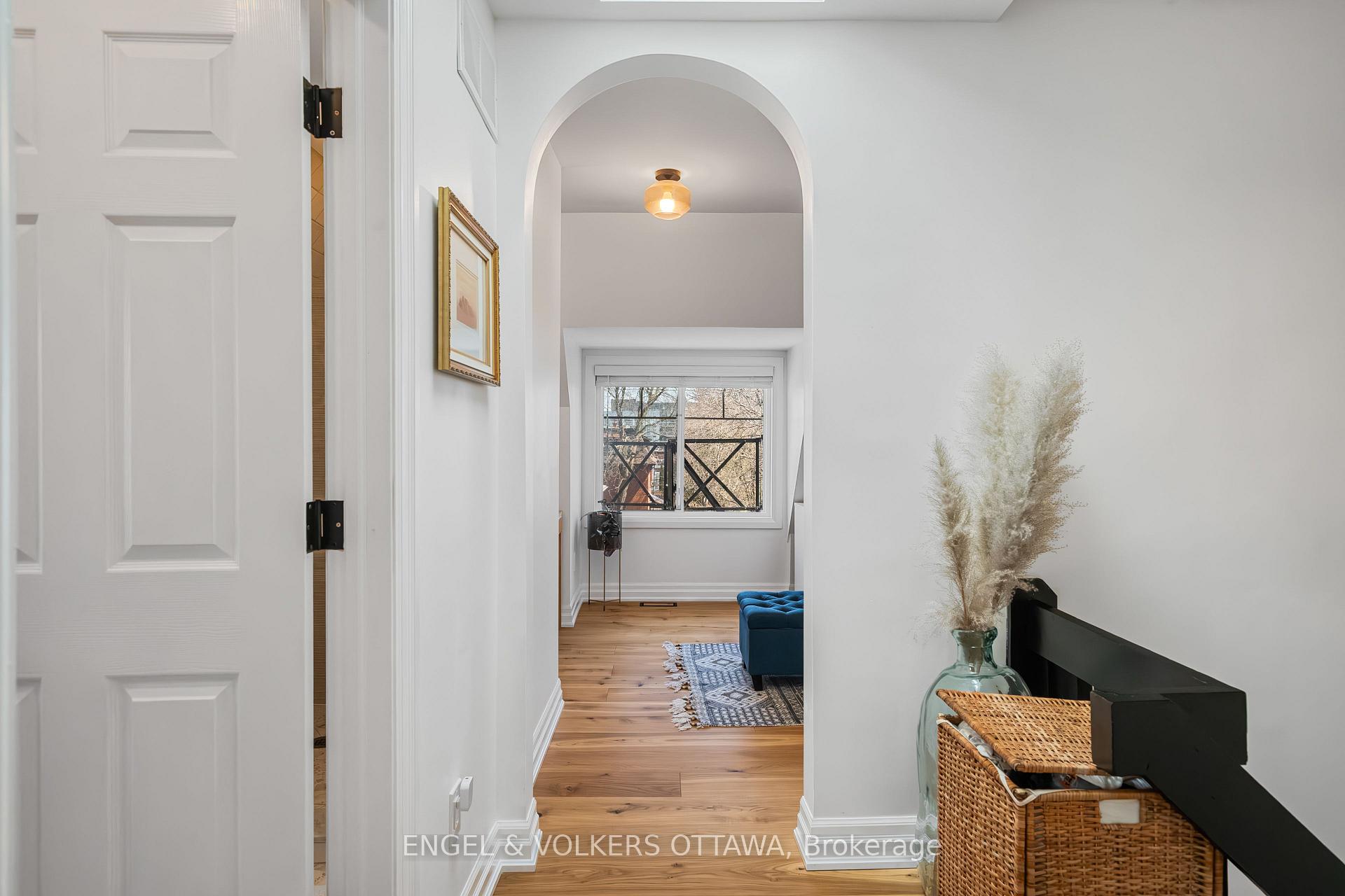 Photo 29 of 817 Lyon Street S, Ottawa, Glebe — HOMEH