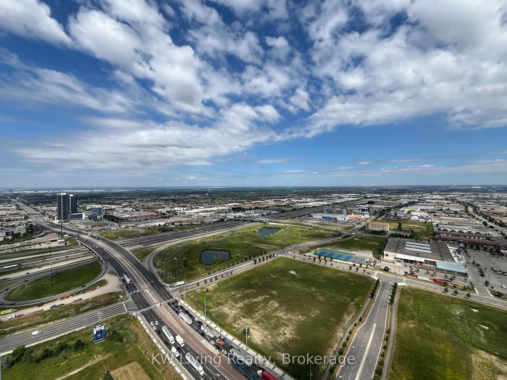 Photo 3 of Unit 5012, 195 Commerce Street, Vaughan, Vaughan Corporate Centre — HOMEH