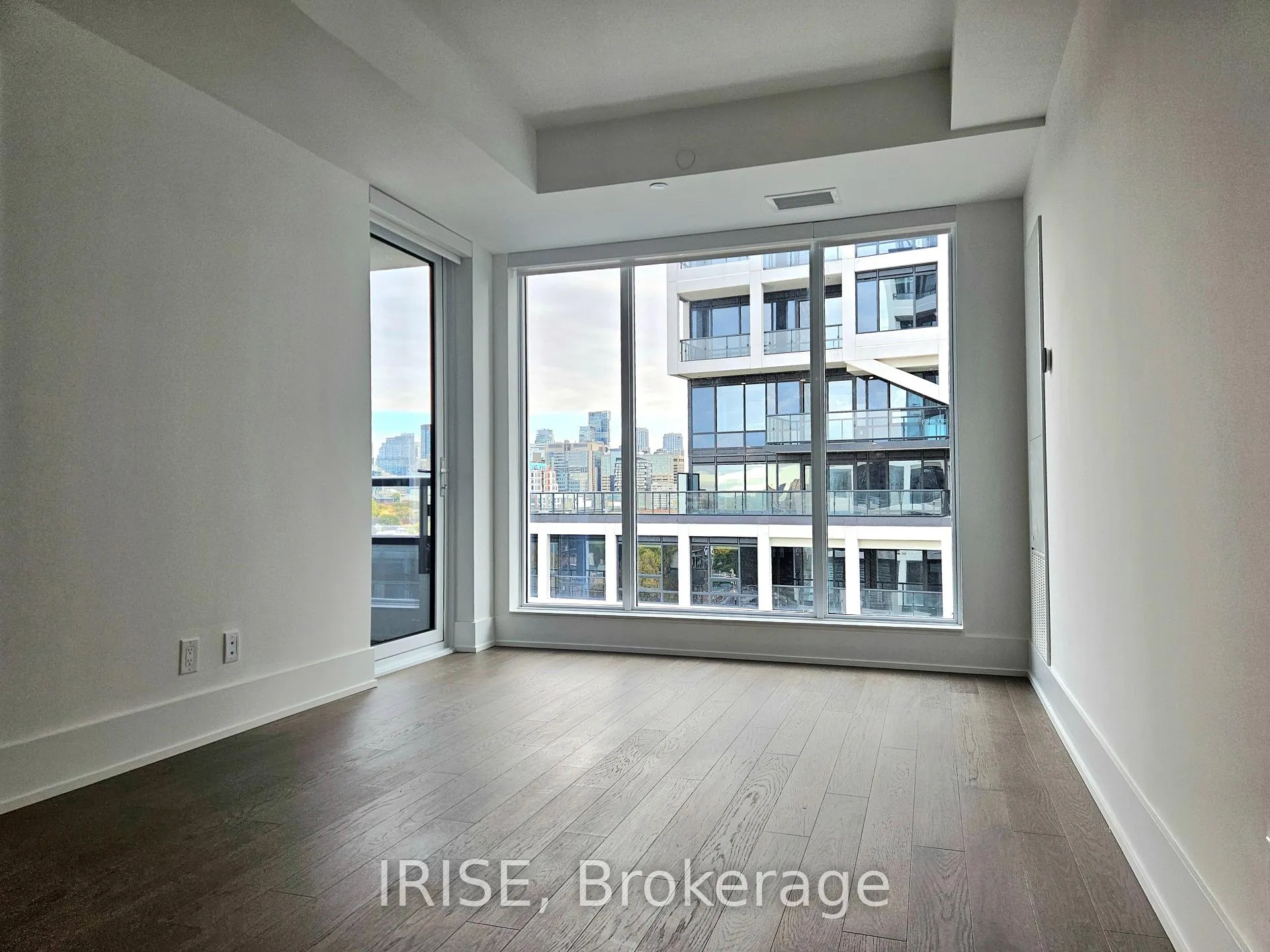 Photo 3 of Unit 918, 115 Denison Avenue, Toronto, Kensington-Chinatown — HOMEH