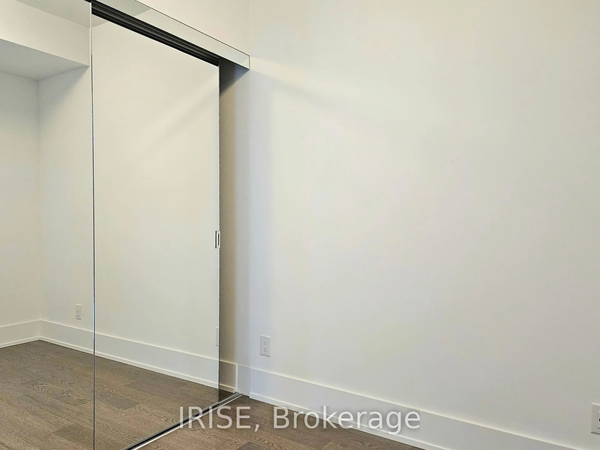 Photo 19 of Unit 918, 115 Denison Avenue, Toronto, Kensington-Chinatown — HOMEH