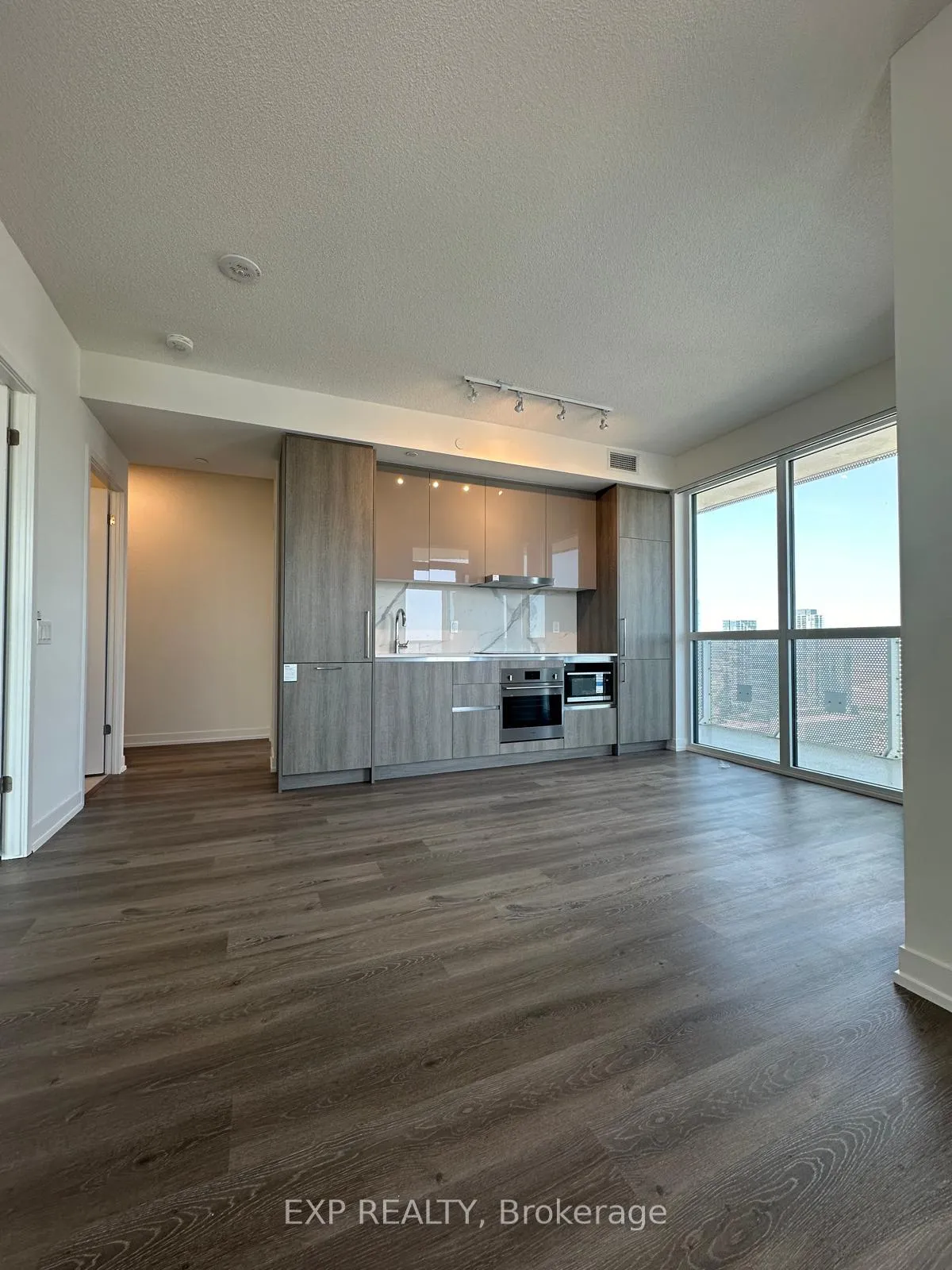 Photo 5 of Unit 4502, 225 Commerce Street, Vaughan, Vaughan Corporate Centre — HOMEH