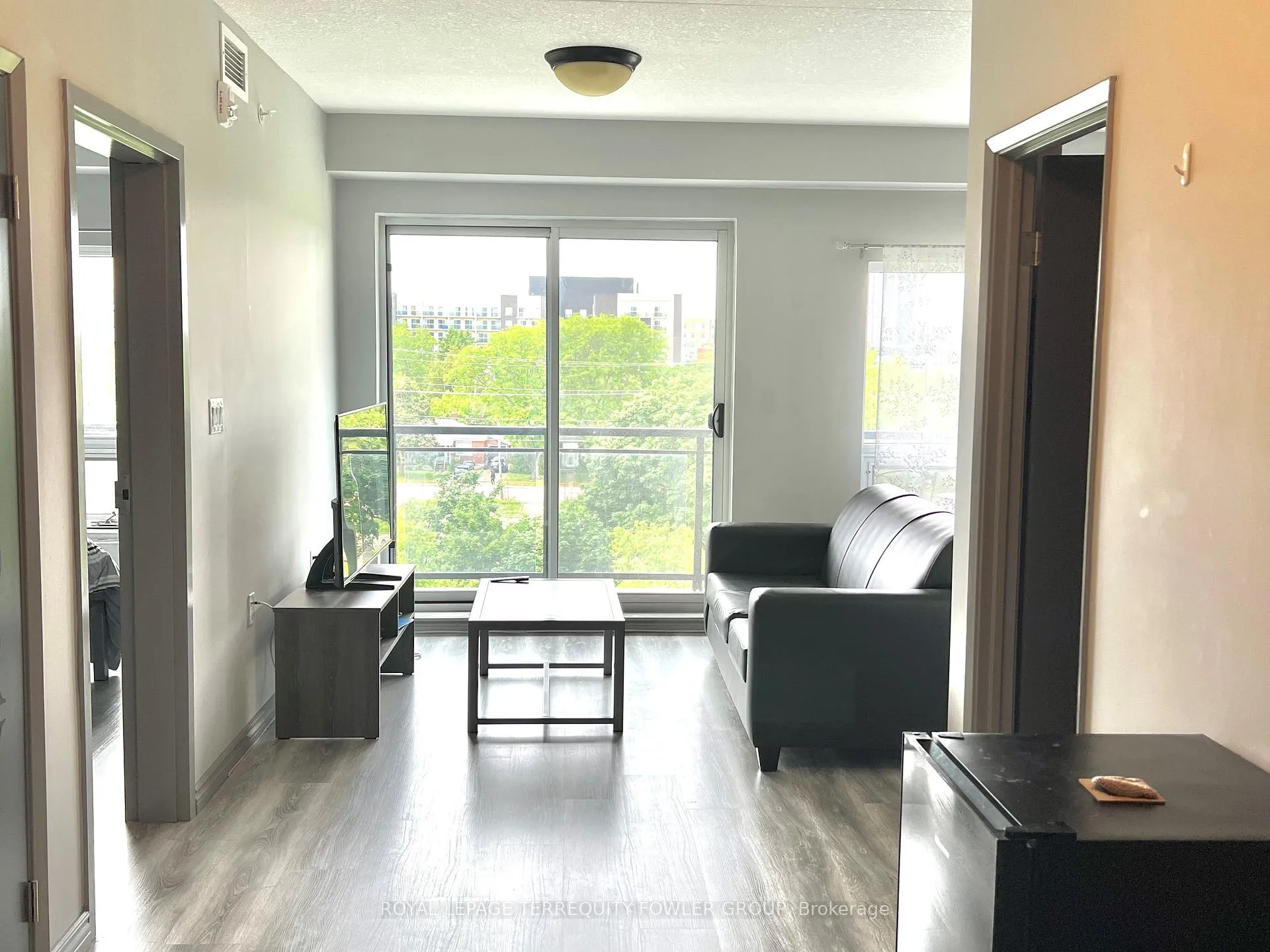Photo 3 of Unit F606, 275 Larch Street, Waterloo — HOMEH