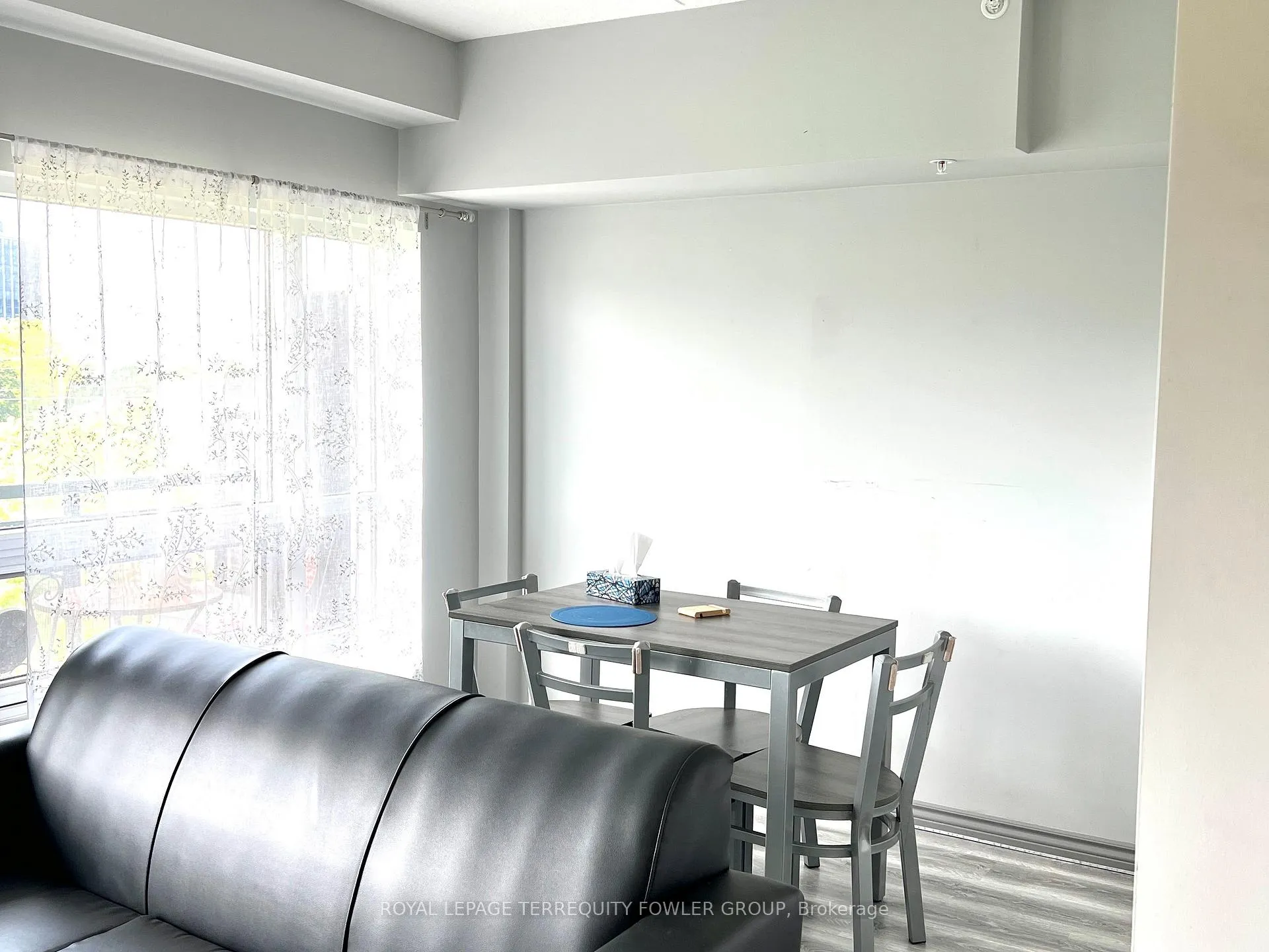 Photo 4 of Unit F606, 275 Larch Street, Waterloo — HOMEH
