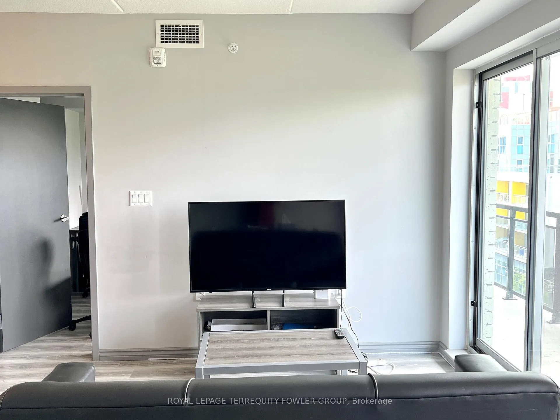 Photo 5 of Unit F606, 275 Larch Street, Waterloo — HOMEH