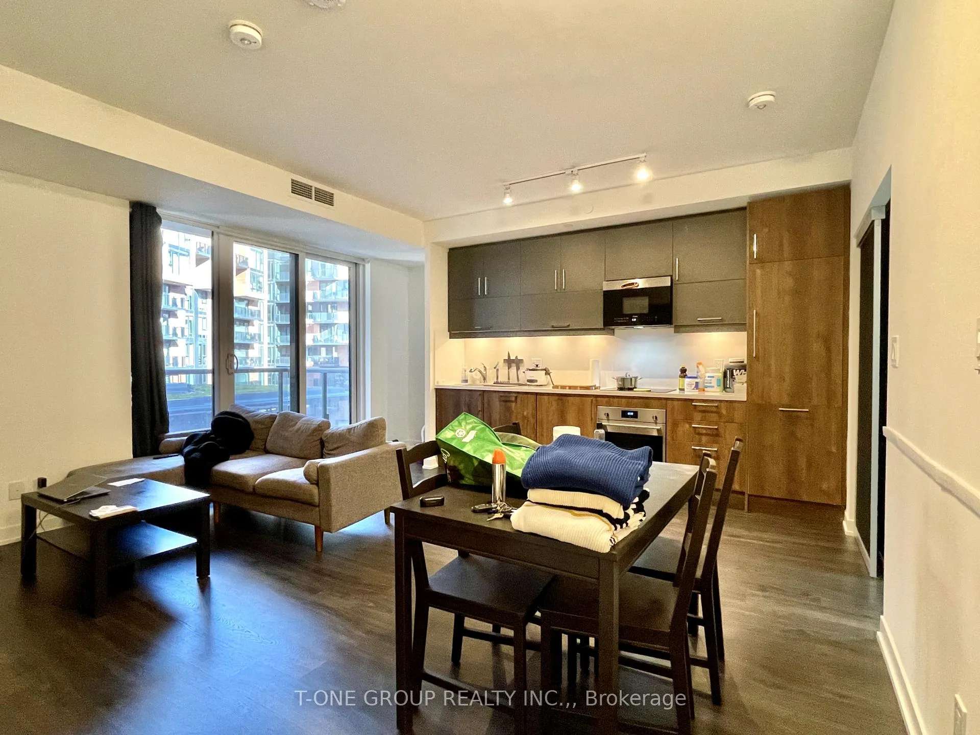 Photo 7 of Unit 612, 292 Verdale Crossing, Markham, Unionville — HOMEH