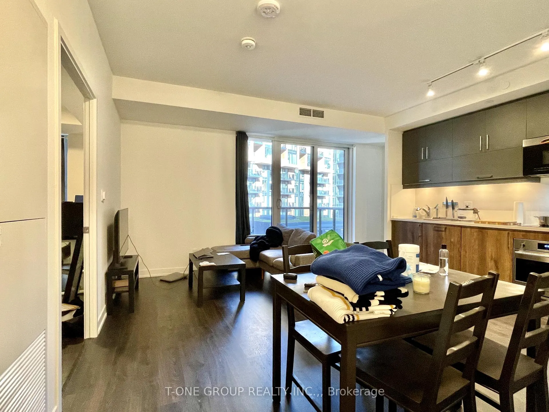 Photo 8 of Unit 612, 292 Verdale Crossing, Markham, Unionville — HOMEH