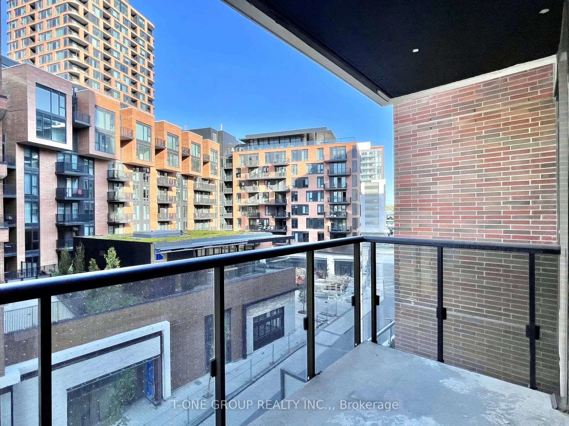 Photo 17 of Unit 612, 292 Verdale Crossing, Markham, Unionville — HOMEH
