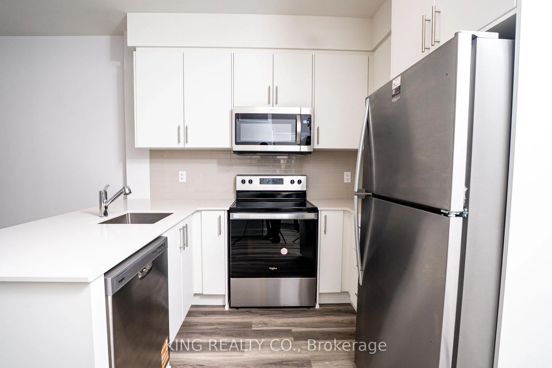 Photo 3 of Unit 204, 1100 Lackner Pl, Kitchener — HOMEH