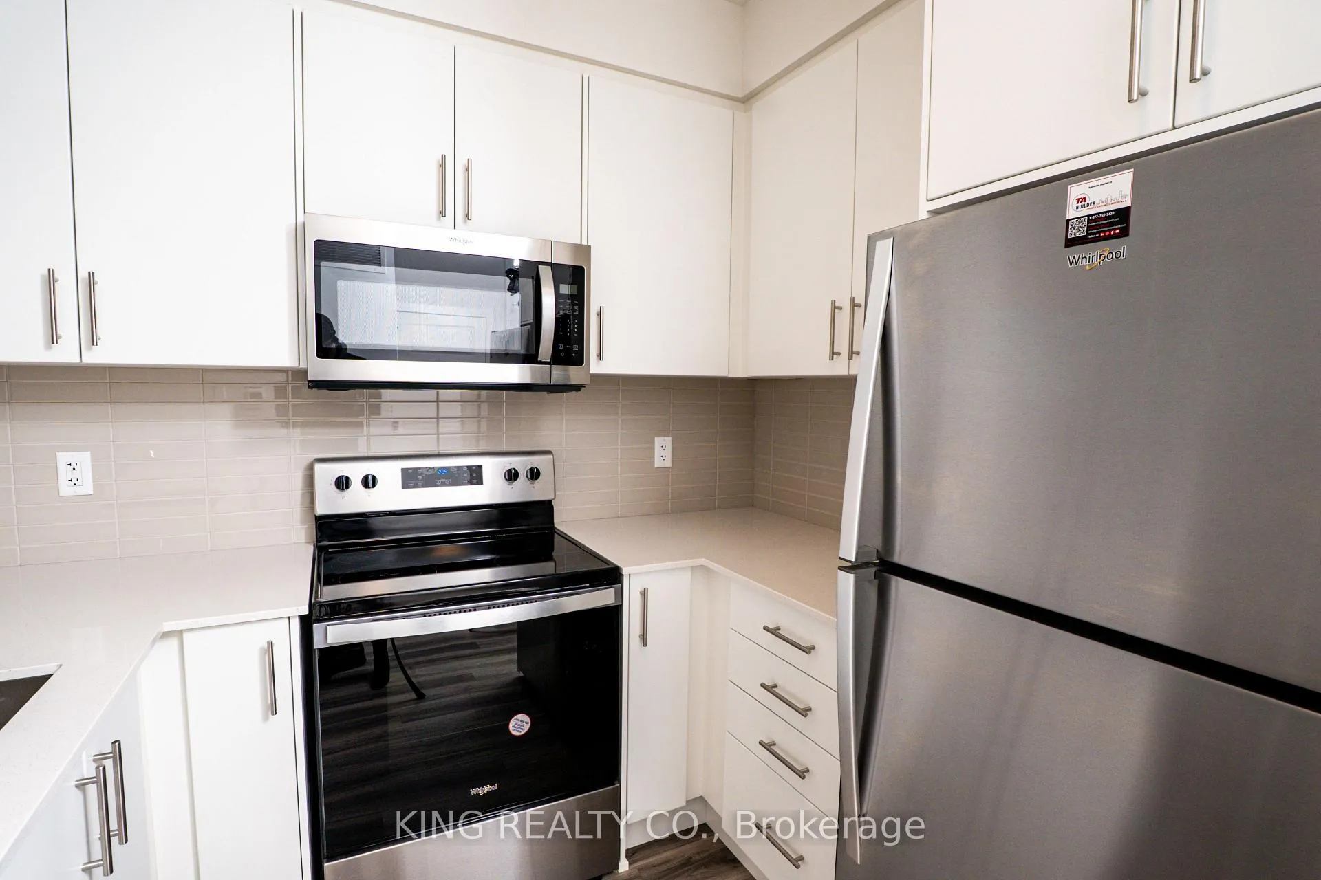 Photo 4 of Unit 204, 1100 Lackner Pl, Kitchener — HOMEH