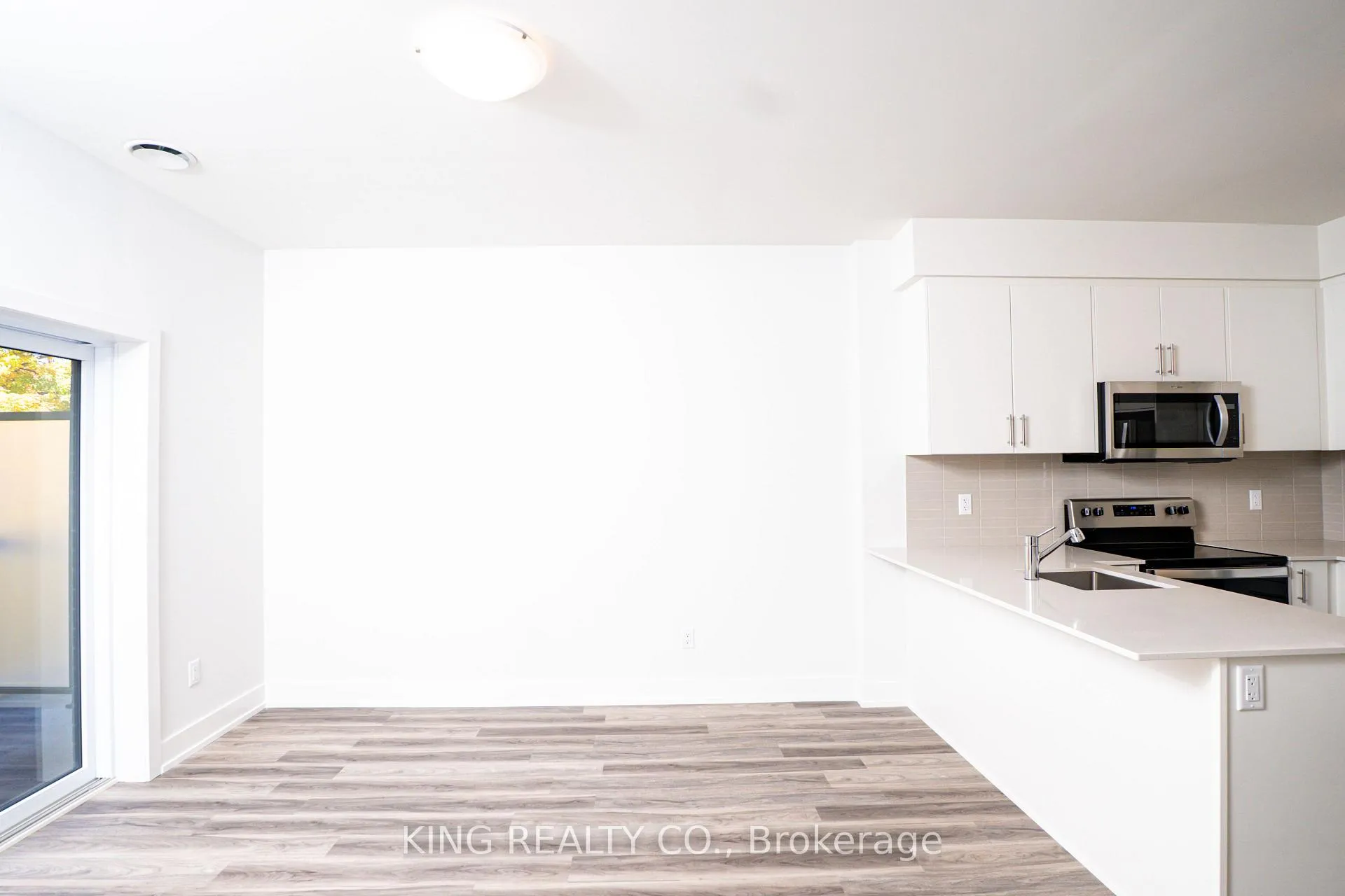 Photo 8 of Unit 204, 1100 Lackner Pl, Kitchener — HOMEH