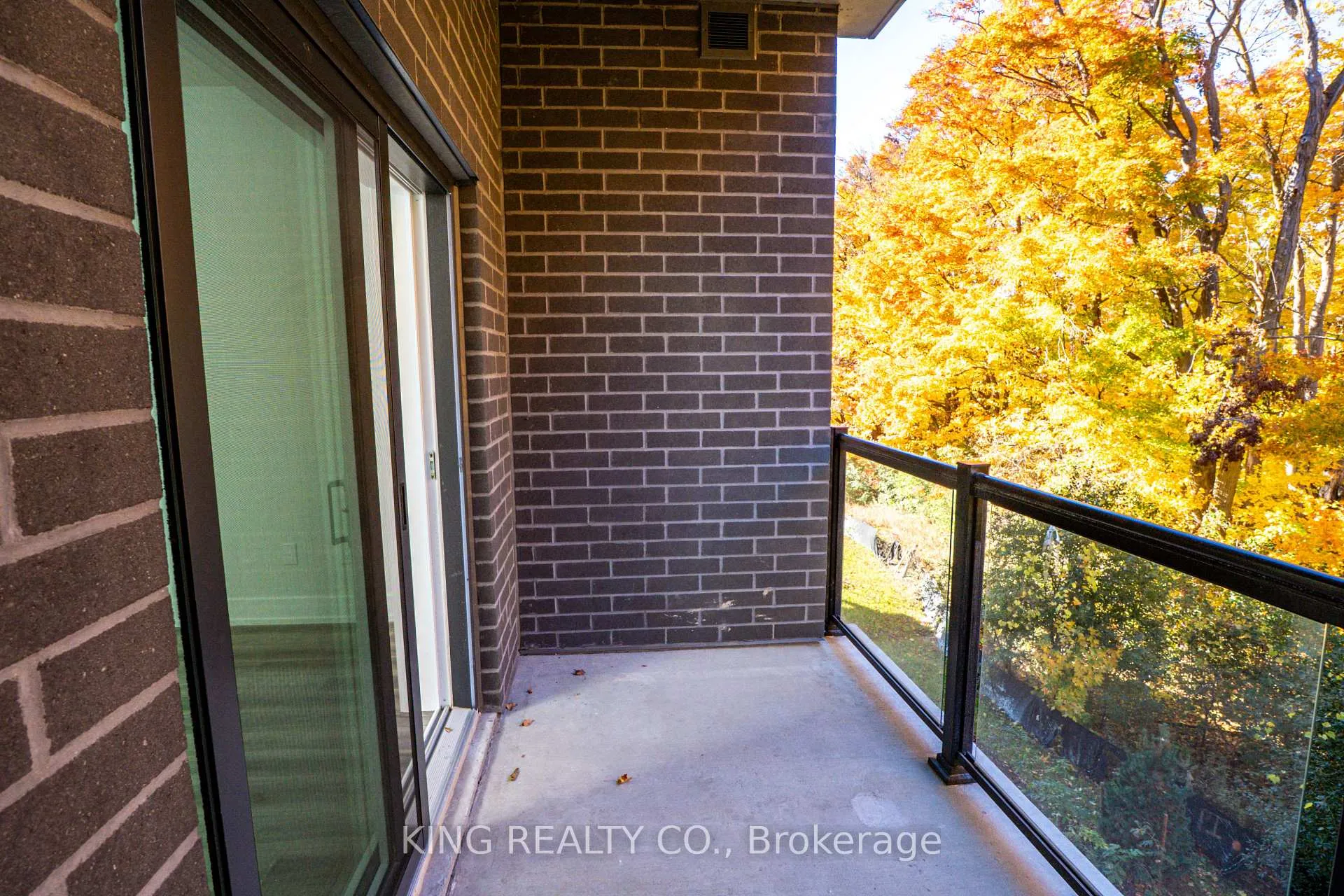 Photo 13 of Unit 204, 1100 Lackner Pl, Kitchener — HOMEH