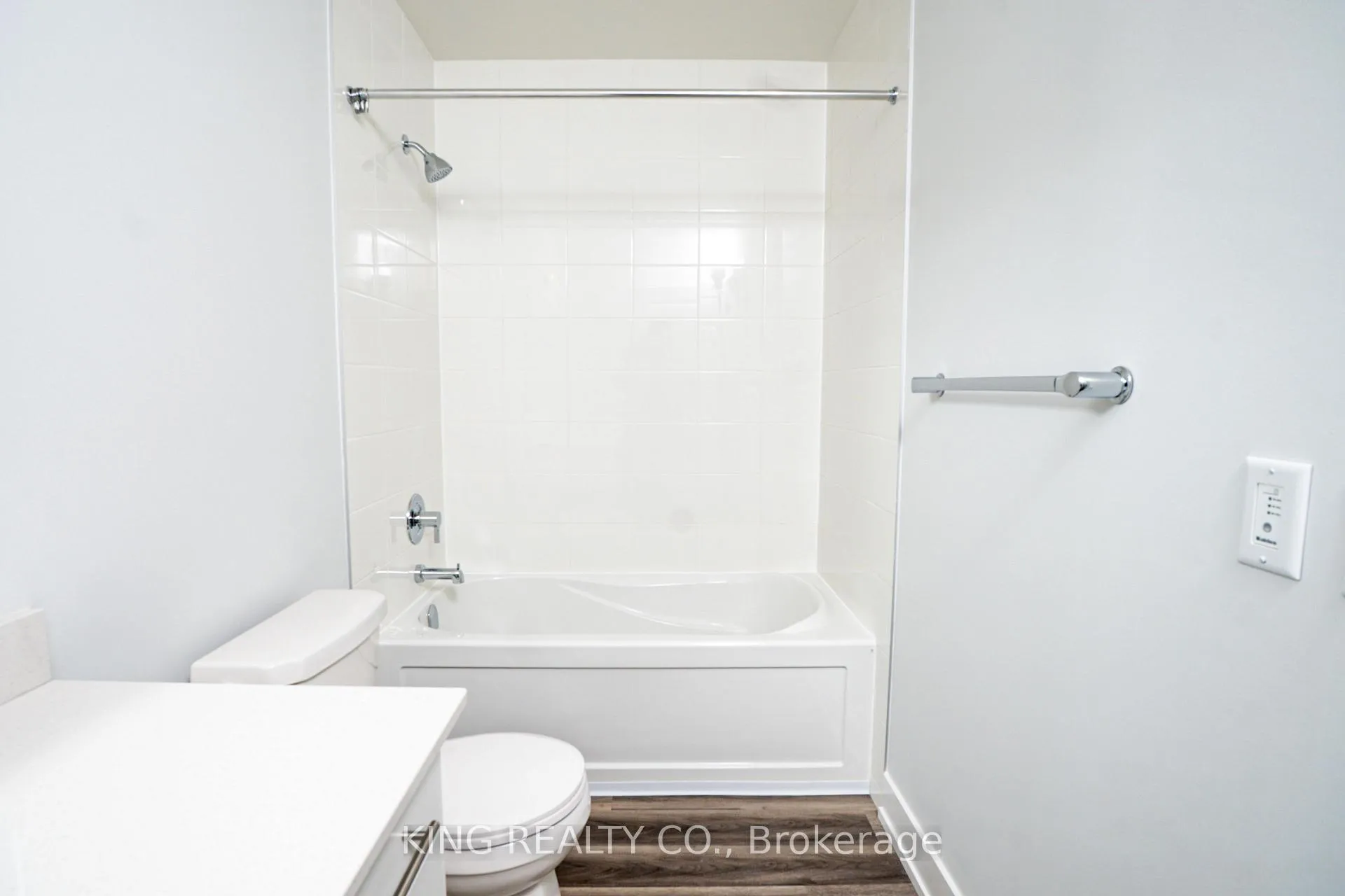 Photo 17 of Unit 204, 1100 Lackner Pl, Kitchener — HOMEH