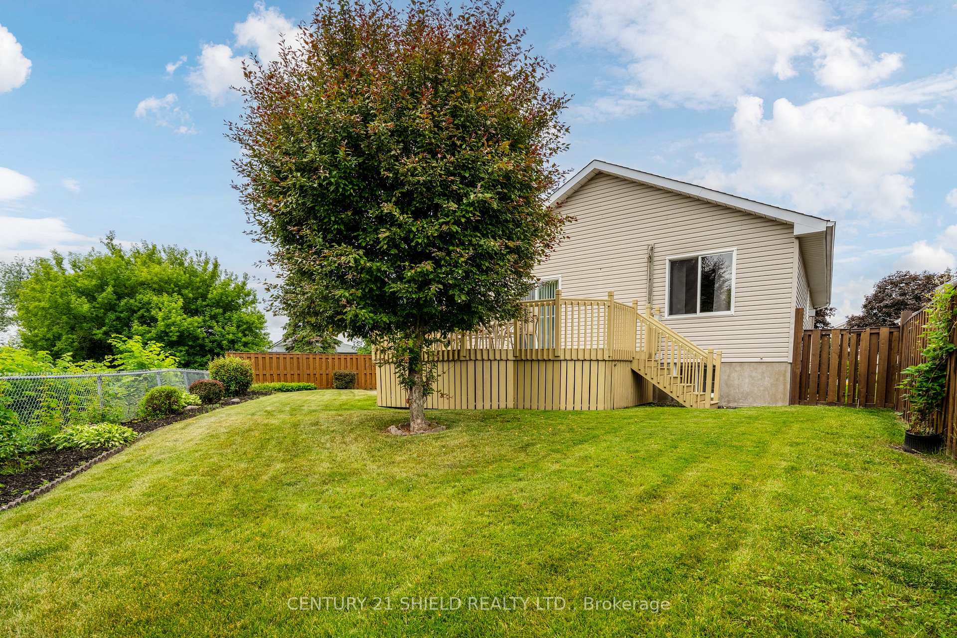Photo 13 of 253 Northwoods Crescent, Cornwall — HOMEH