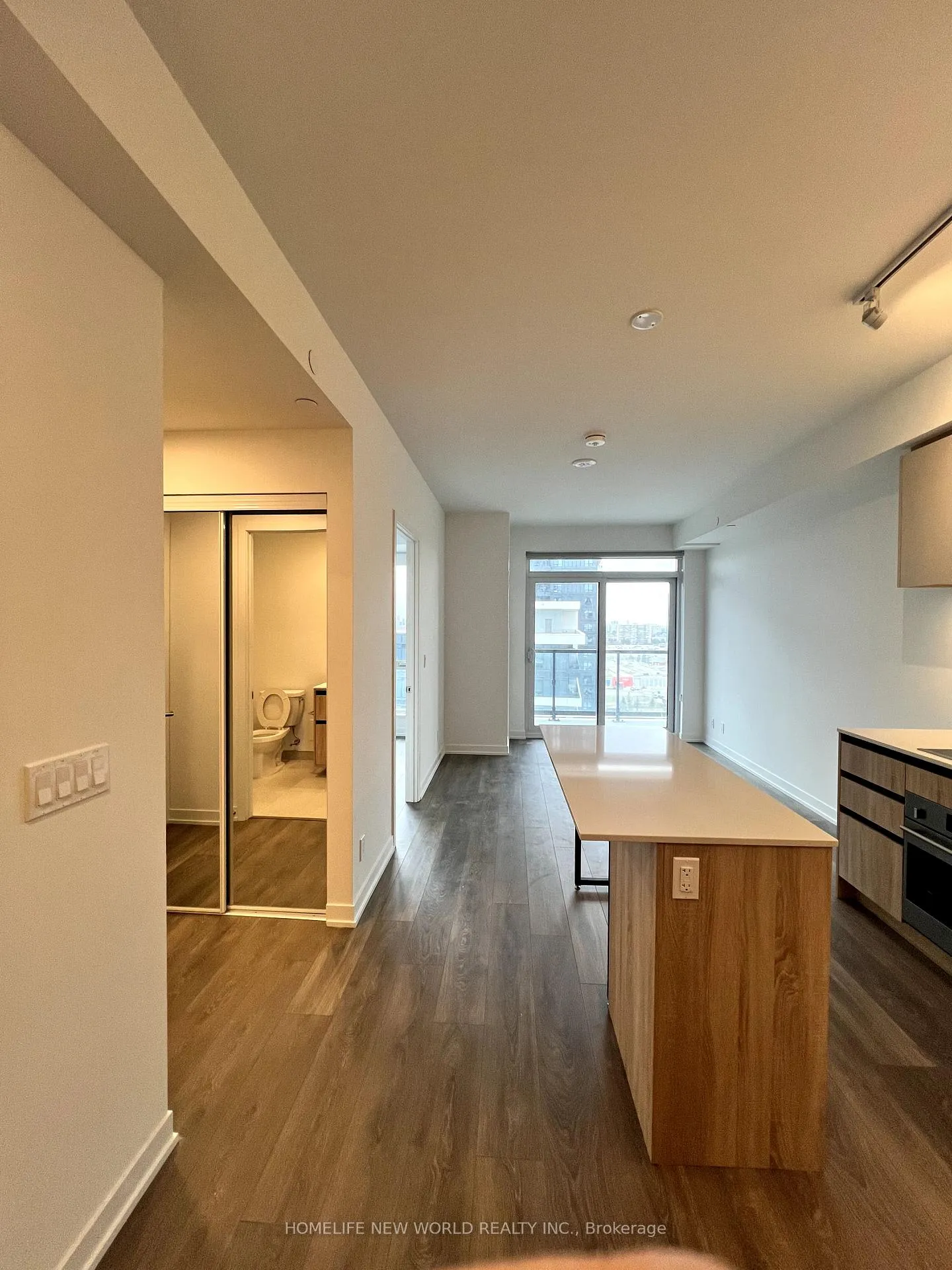 Photo 4 of Unit 1419A, 7950 Bathurst Street, Vaughan, Beverley Glen — HOMEH