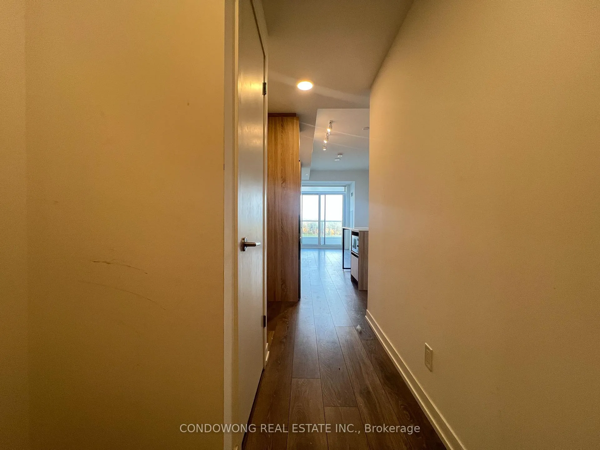 Photo 3 of Unit 1202, 8 Beverley Glen Boulevard, Vaughan, Beverley Glen — HOMEH