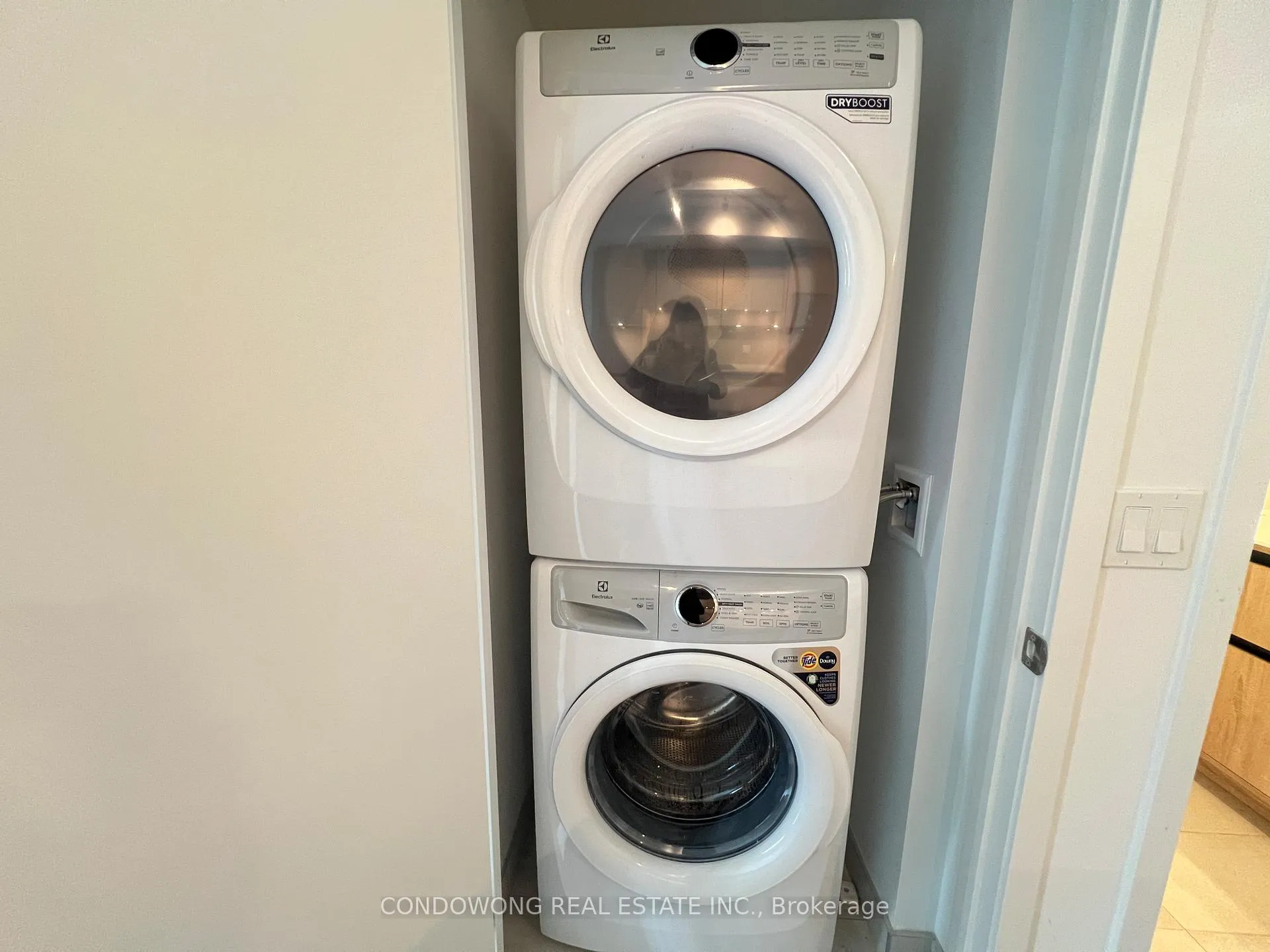 Photo 7 of Unit 1202, 8 Beverley Glen Boulevard, Vaughan, Beverley Glen — HOMEH