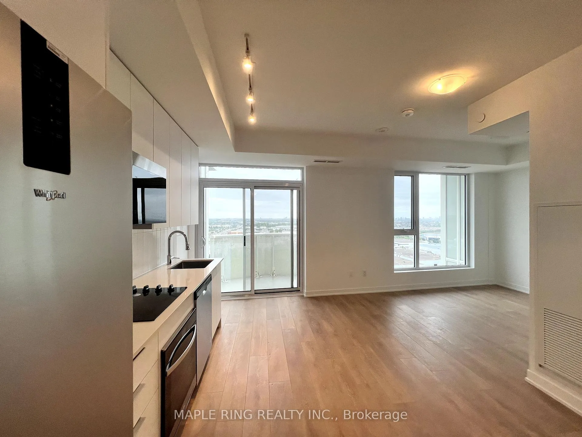 Photo 2 of Unit 2129, 498 Caldari Road, Vaughan, Concord — HOMEH