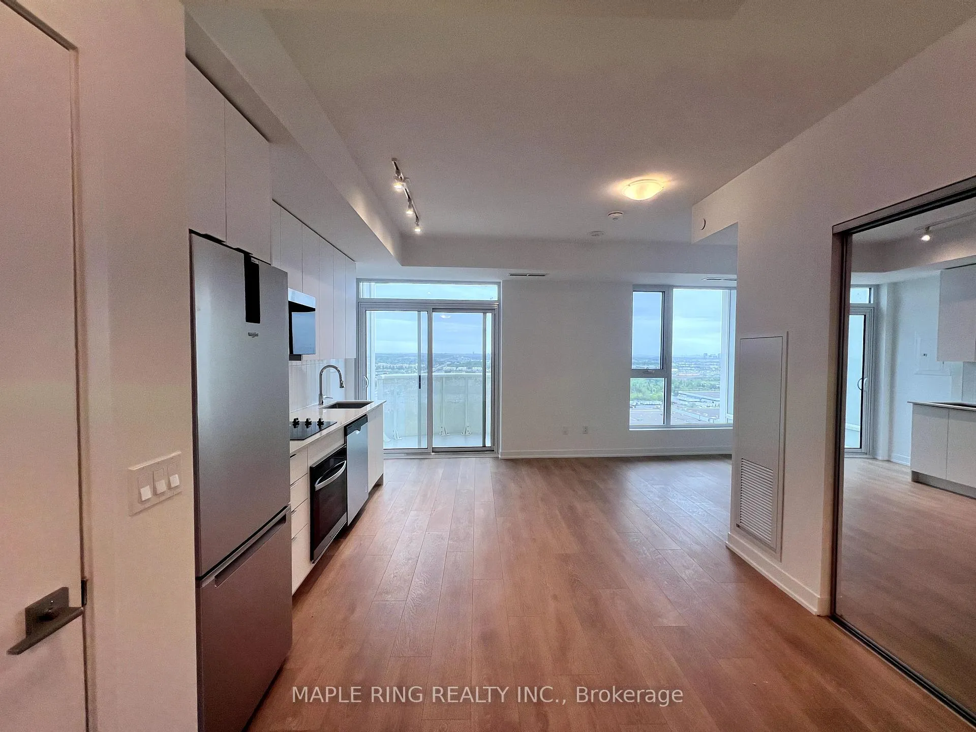 Photo 7 of Unit 2129, 498 Caldari Road, Vaughan, Concord — HOMEH