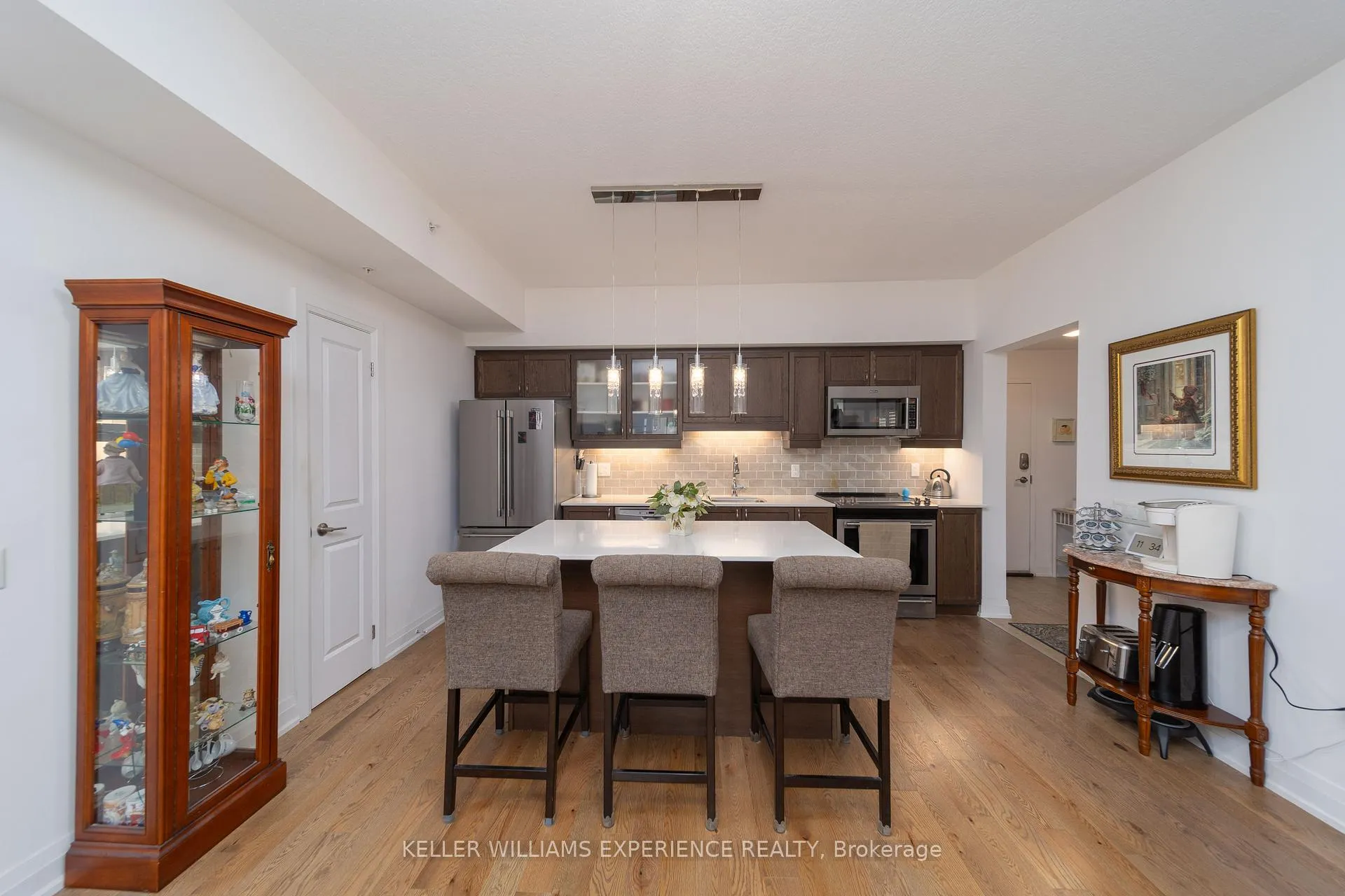 Photo 3 of Unit 101, 300 Essa Road E, Barrie, Ardagh — HOMEH