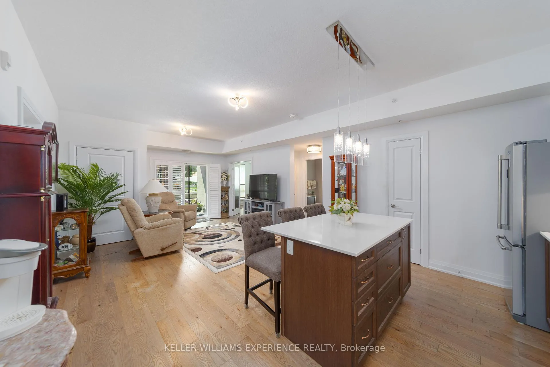 Photo 5 of Unit 101, 300 Essa Road E, Barrie, Ardagh — HOMEH
